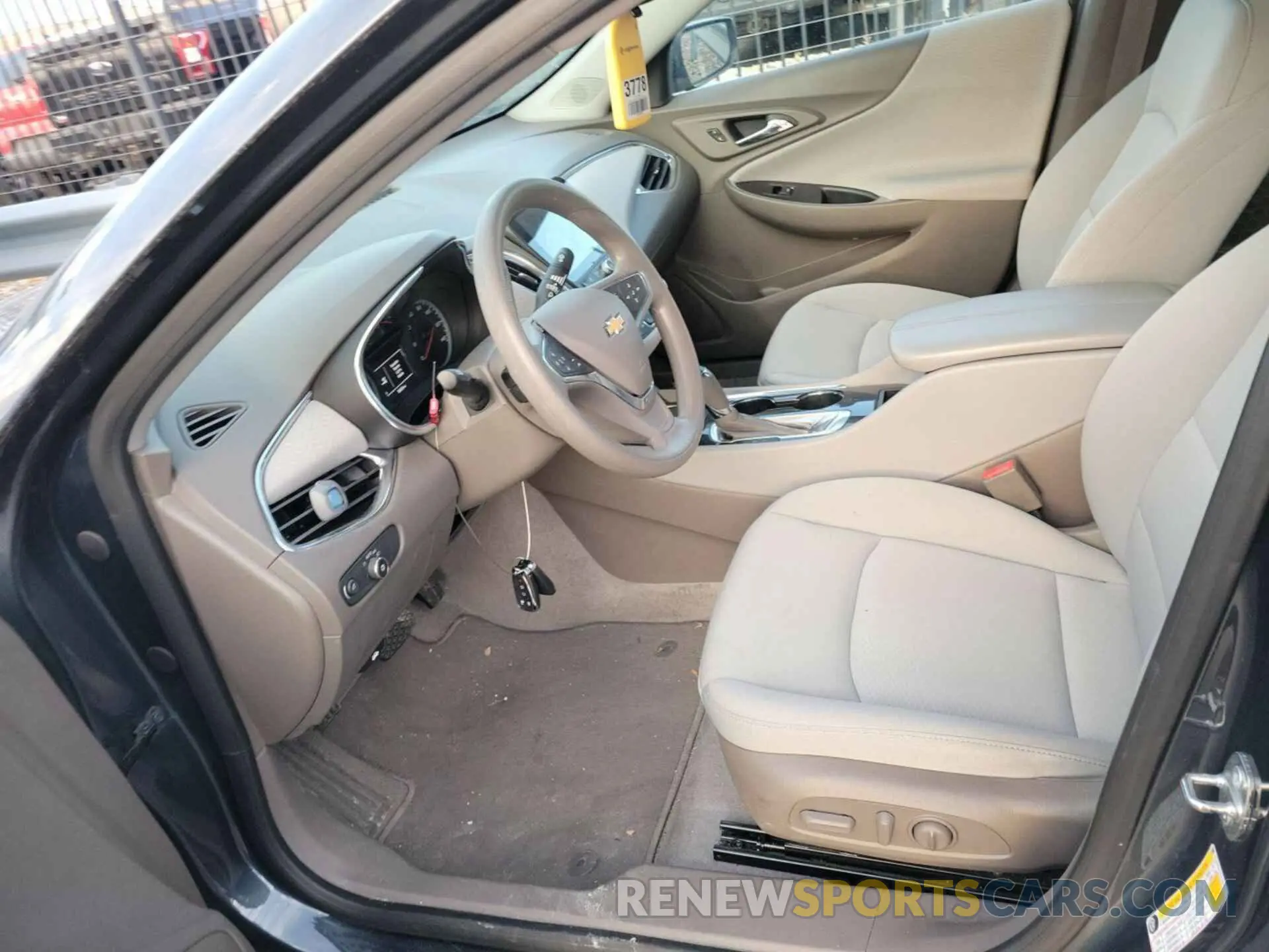 33 Photograph of a damaged car 1G1ZD5STXKF151971 CHEVROLET MALIBU 2019