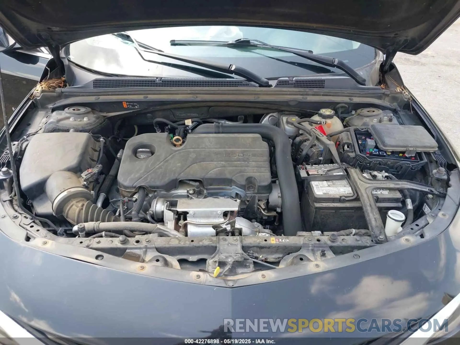10 Photograph of a damaged car 1G1ZD5STXKF163439 CHEVROLET MALIBU 2019