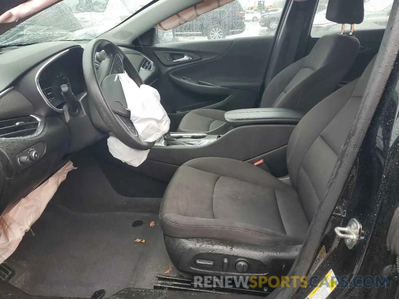 7 Photograph of a damaged car 1G1ZD5STXKF167118 CHEVROLET MALIBU 2019