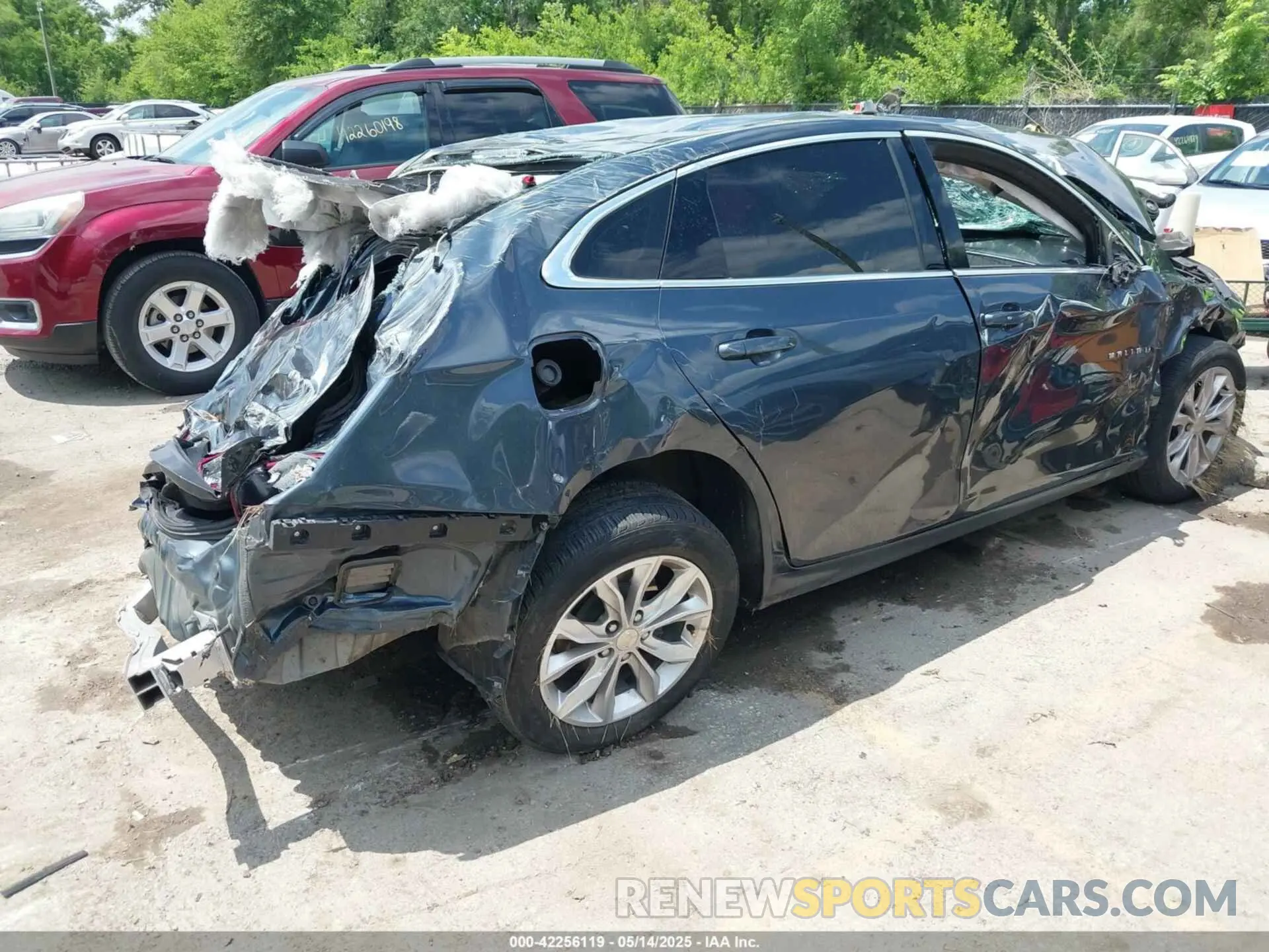 4 Photograph of a damaged car 1G1ZD5STXKF172884 CHEVROLET MALIBU 2019