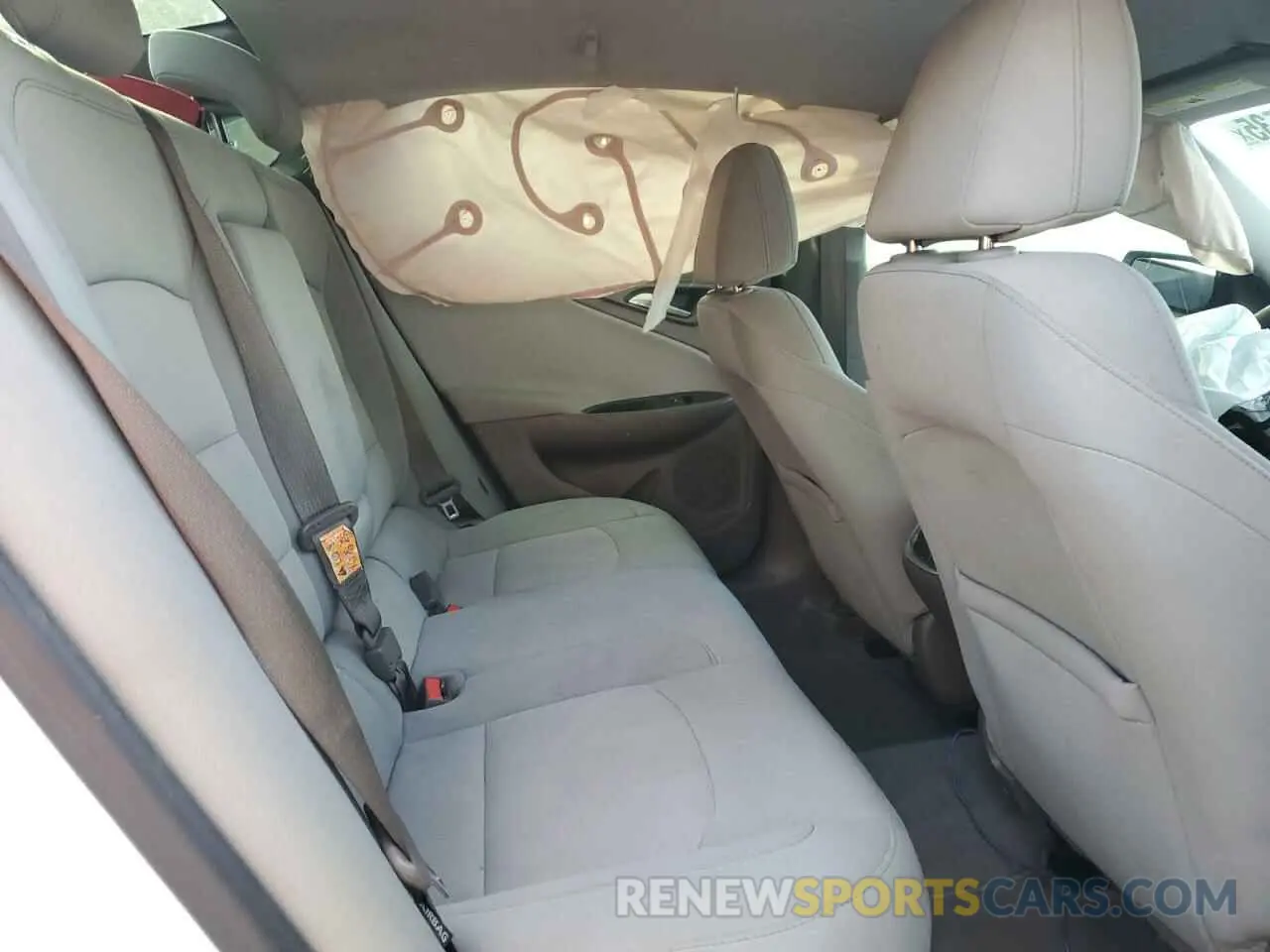 11 Photograph of a damaged car 1G1ZD5STXKF173498 CHEVROLET MALIBU 2019