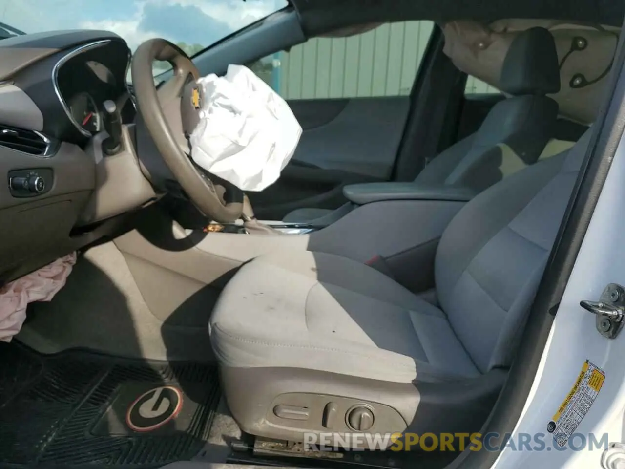7 Photograph of a damaged car 1G1ZD5STXKF173498 CHEVROLET MALIBU 2019