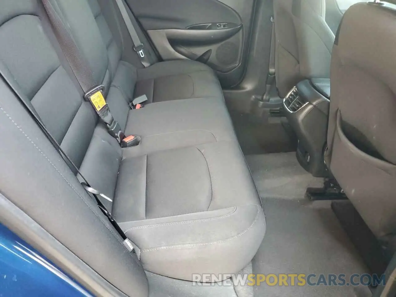10 Photograph of a damaged car 1G1ZD5STXKF174912 CHEVROLET MALIBU 2019