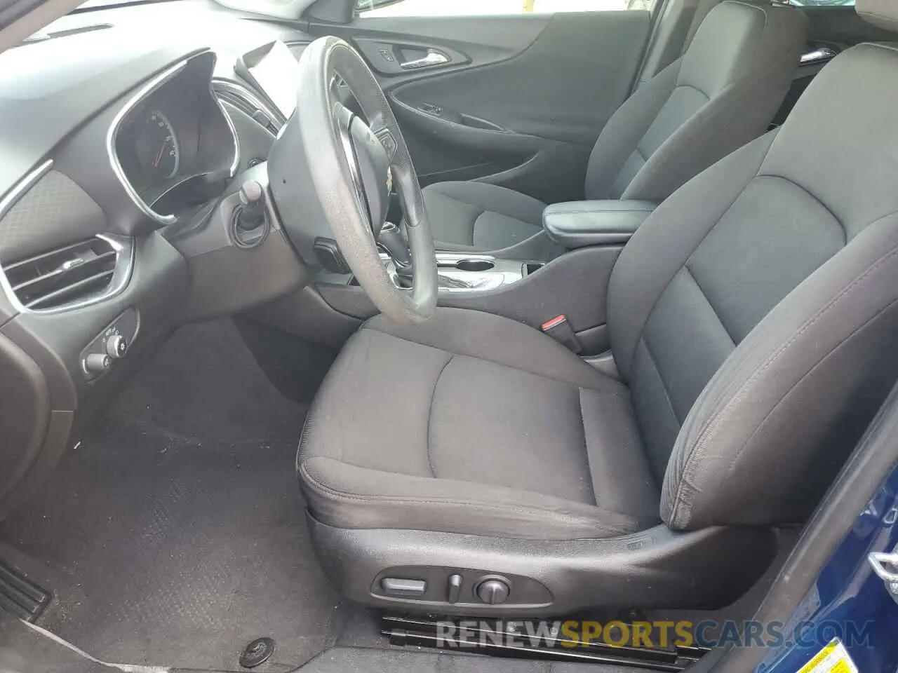 7 Photograph of a damaged car 1G1ZD5STXKF174912 CHEVROLET MALIBU 2019