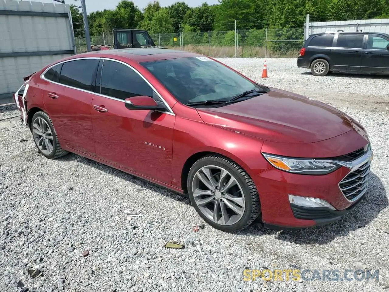 4 Photograph of a damaged car 1G1ZE5SX1KF149476 CHEVROLET MALIBU 2019