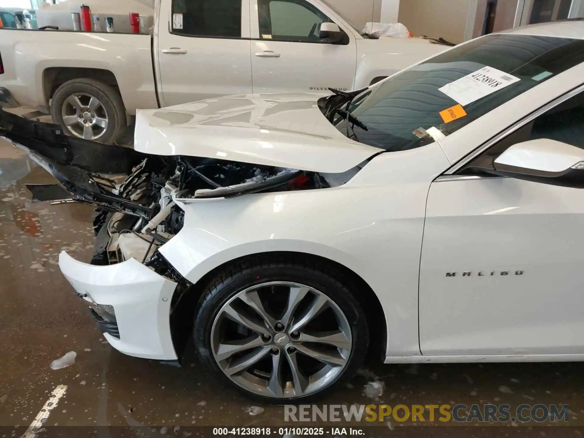 19 Photograph of a damaged car 1G1ZE5SX1KF194370 CHEVROLET MALIBU 2019