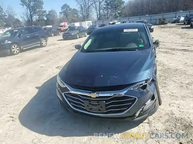 10 Photograph of a damaged car 1G1ZE5SX3KF152041 CHEVROLET MALIBU 2019