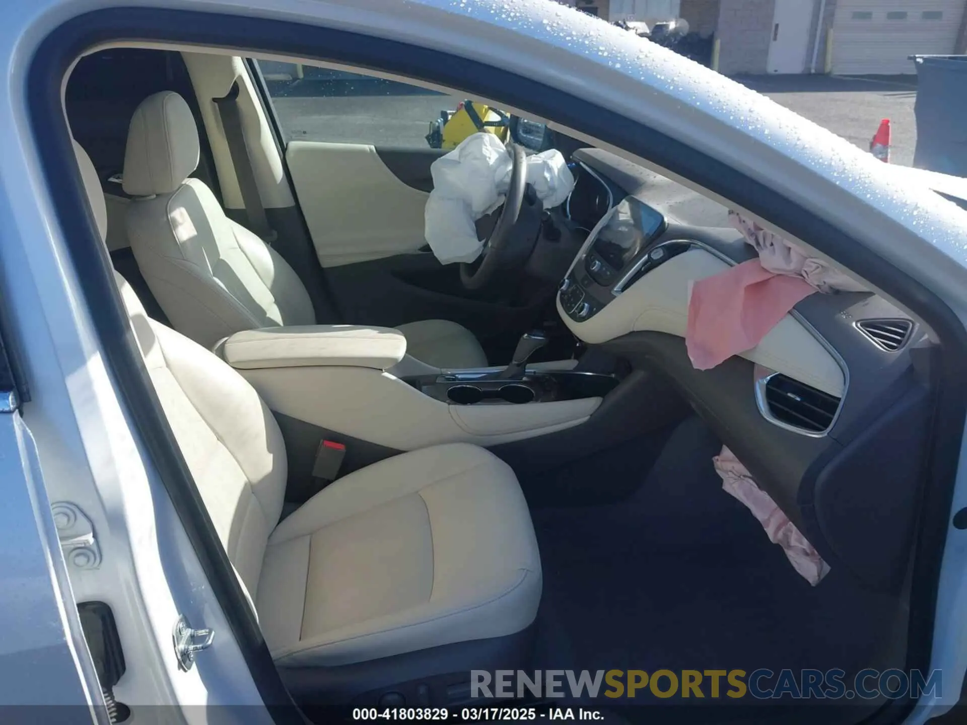5 Photograph of a damaged car 1G1ZE5SX5KF151196 CHEVROLET MALIBU 2019