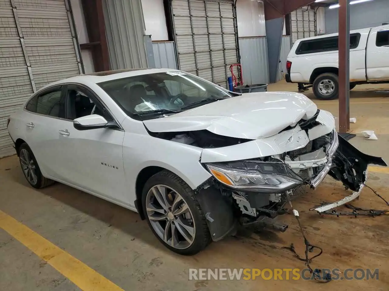 4 Photograph of a damaged car 1G1ZE5SX5KF177863 CHEVROLET MALIBU 2019