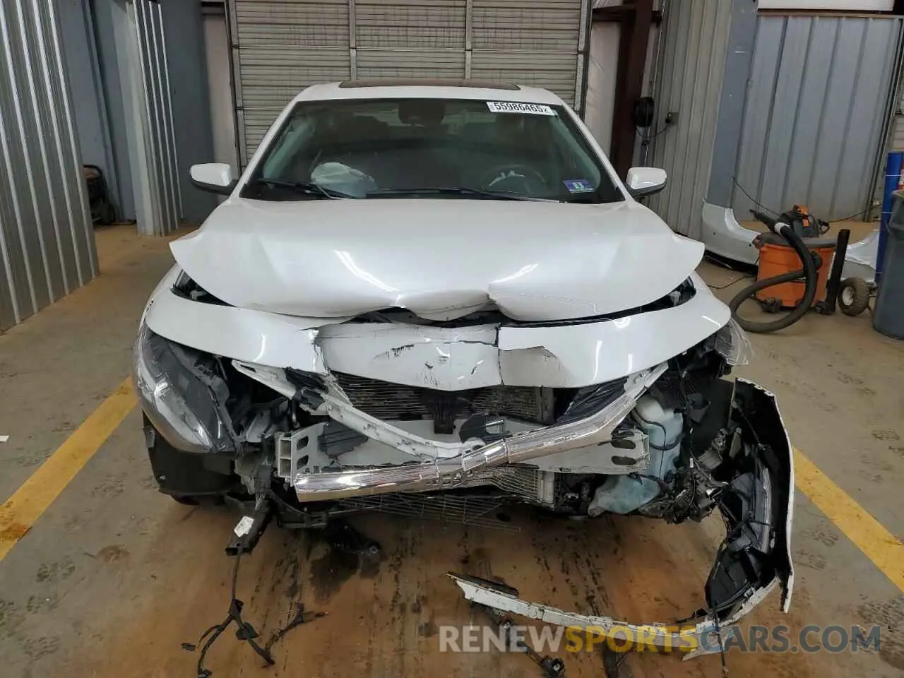 5 Photograph of a damaged car 1G1ZE5SX5KF177863 CHEVROLET MALIBU 2019