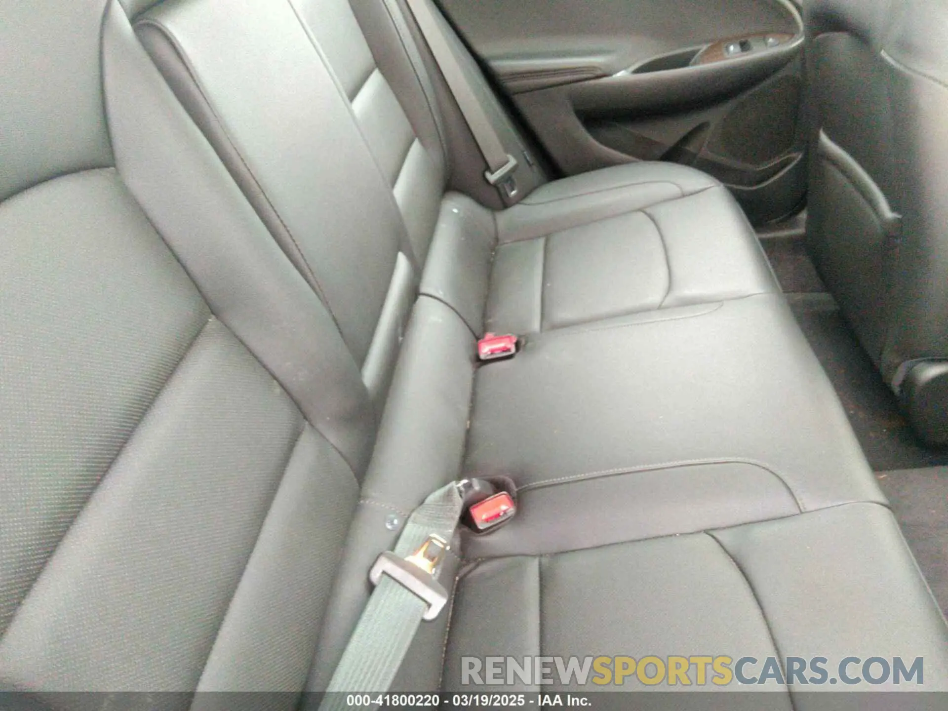 8 Photograph of a damaged car 1G1ZE5SX6KF195532 CHEVROLET MALIBU 2019
