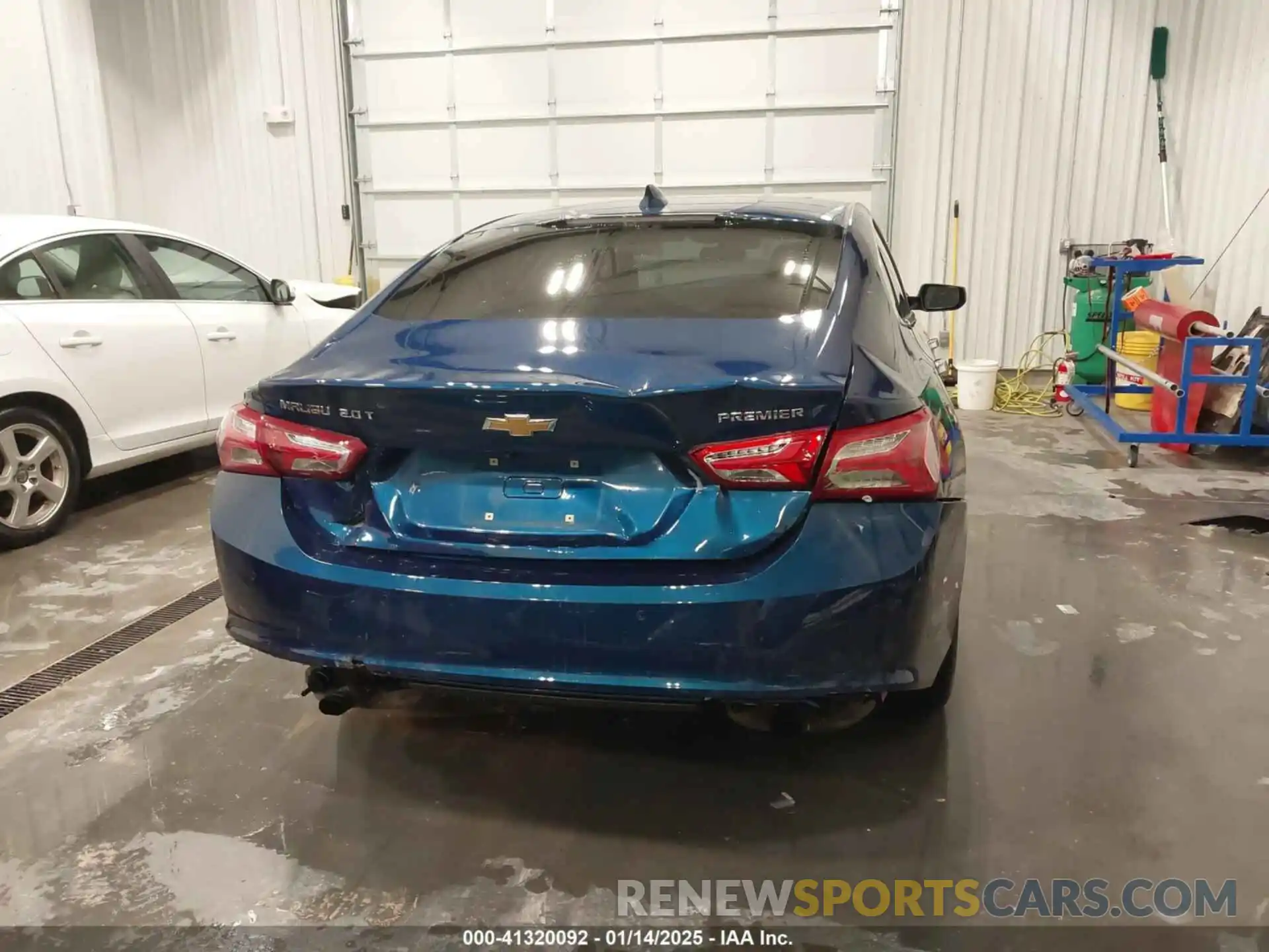 17 Photograph of a damaged car 1G1ZE5SX8KF150012 CHEVROLET MALIBU 2019