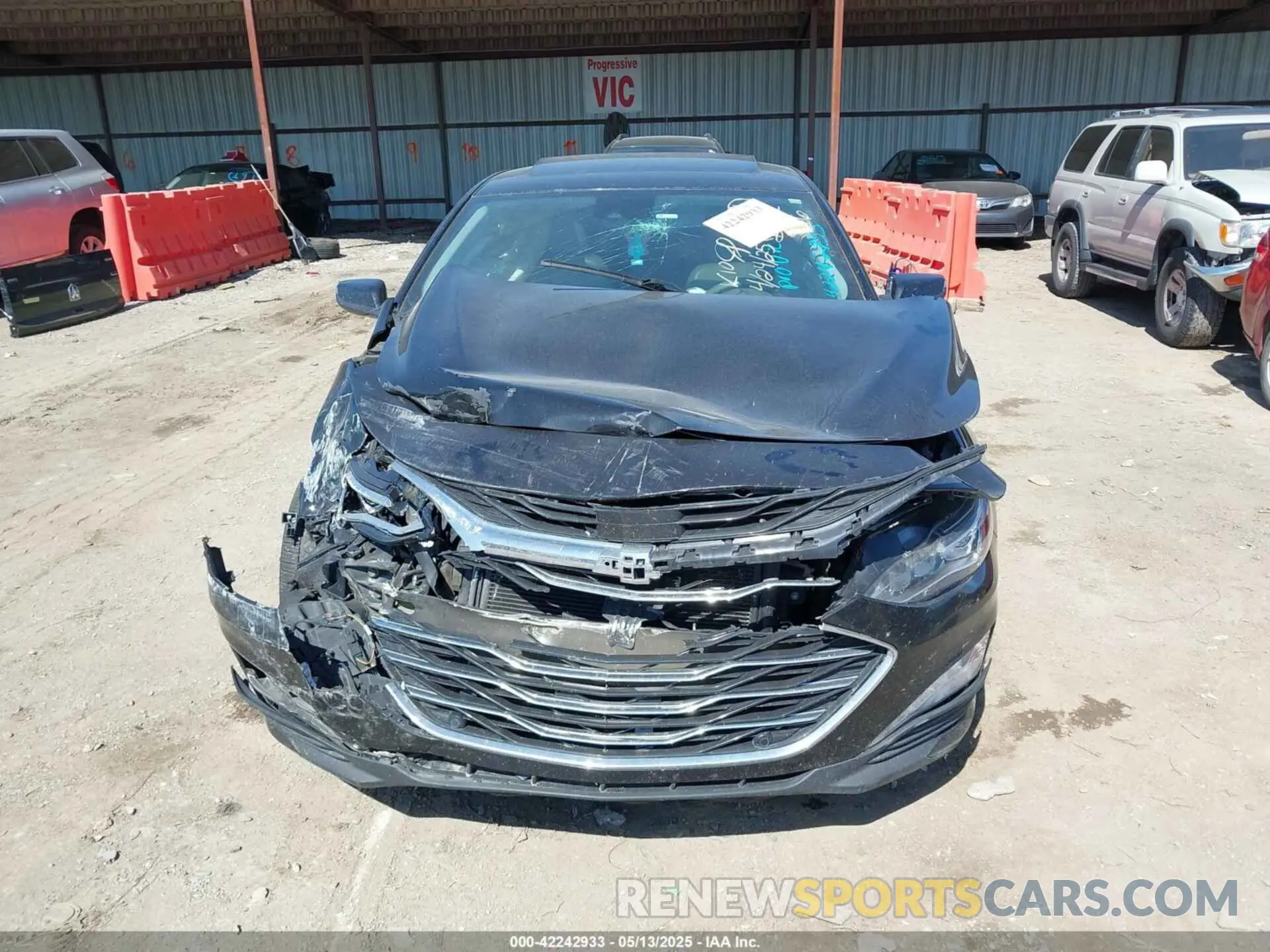 13 Photograph of a damaged car 1G1ZE5SX8KF173743 CHEVROLET MALIBU 2019