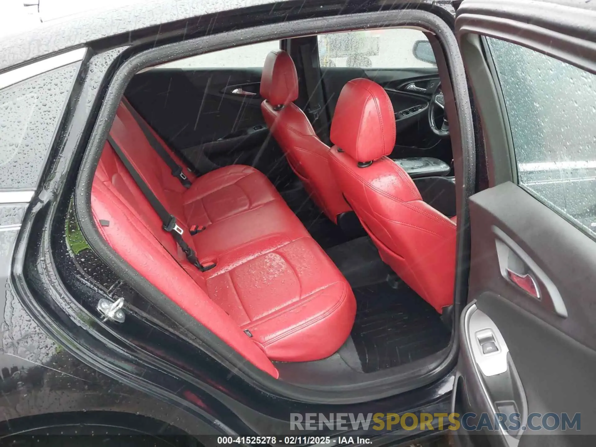 8 Photograph of a damaged car 1G1ZG5ST0KF169807 CHEVROLET MALIBU 2019