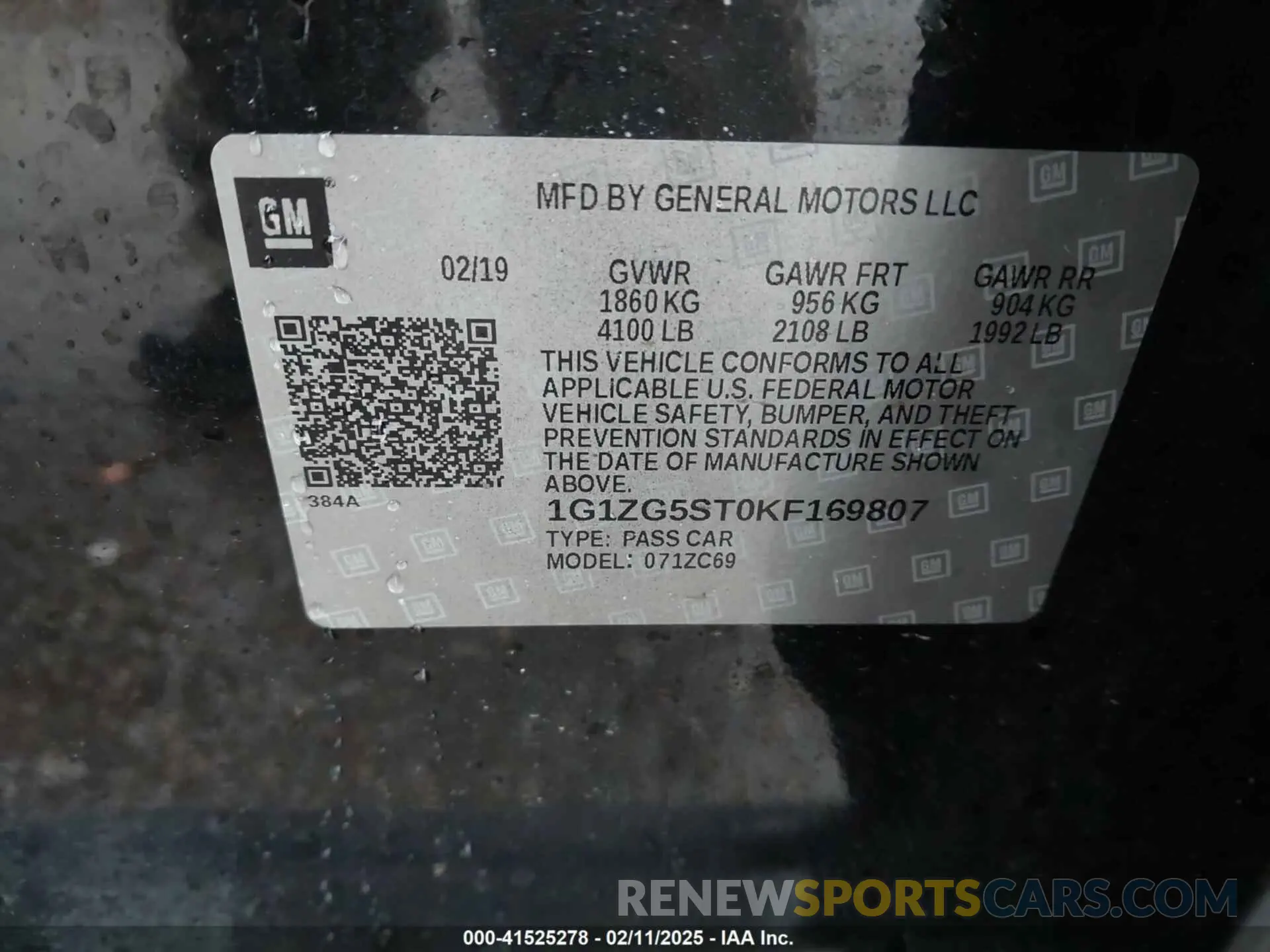 9 Photograph of a damaged car 1G1ZG5ST0KF169807 CHEVROLET MALIBU 2019