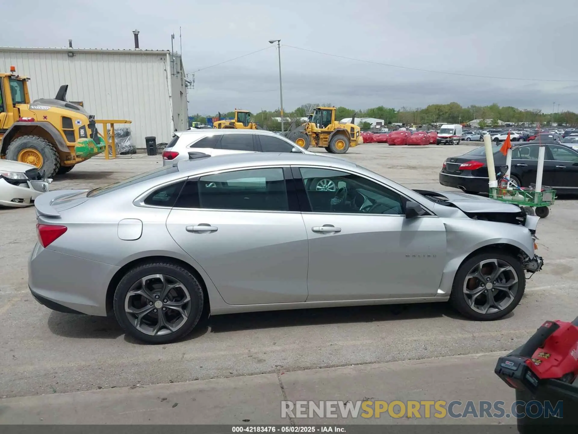 13 Photograph of a damaged car 1G1ZG5ST3KF178159 CHEVROLET MALIBU 2019