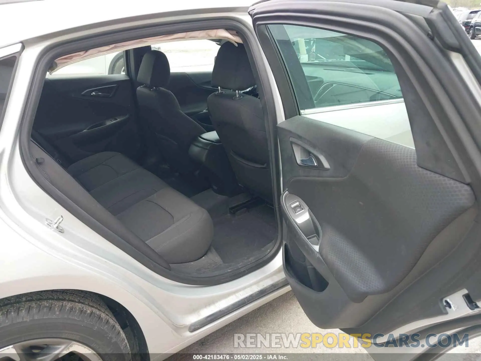 8 Photograph of a damaged car 1G1ZG5ST3KF178159 CHEVROLET MALIBU 2019