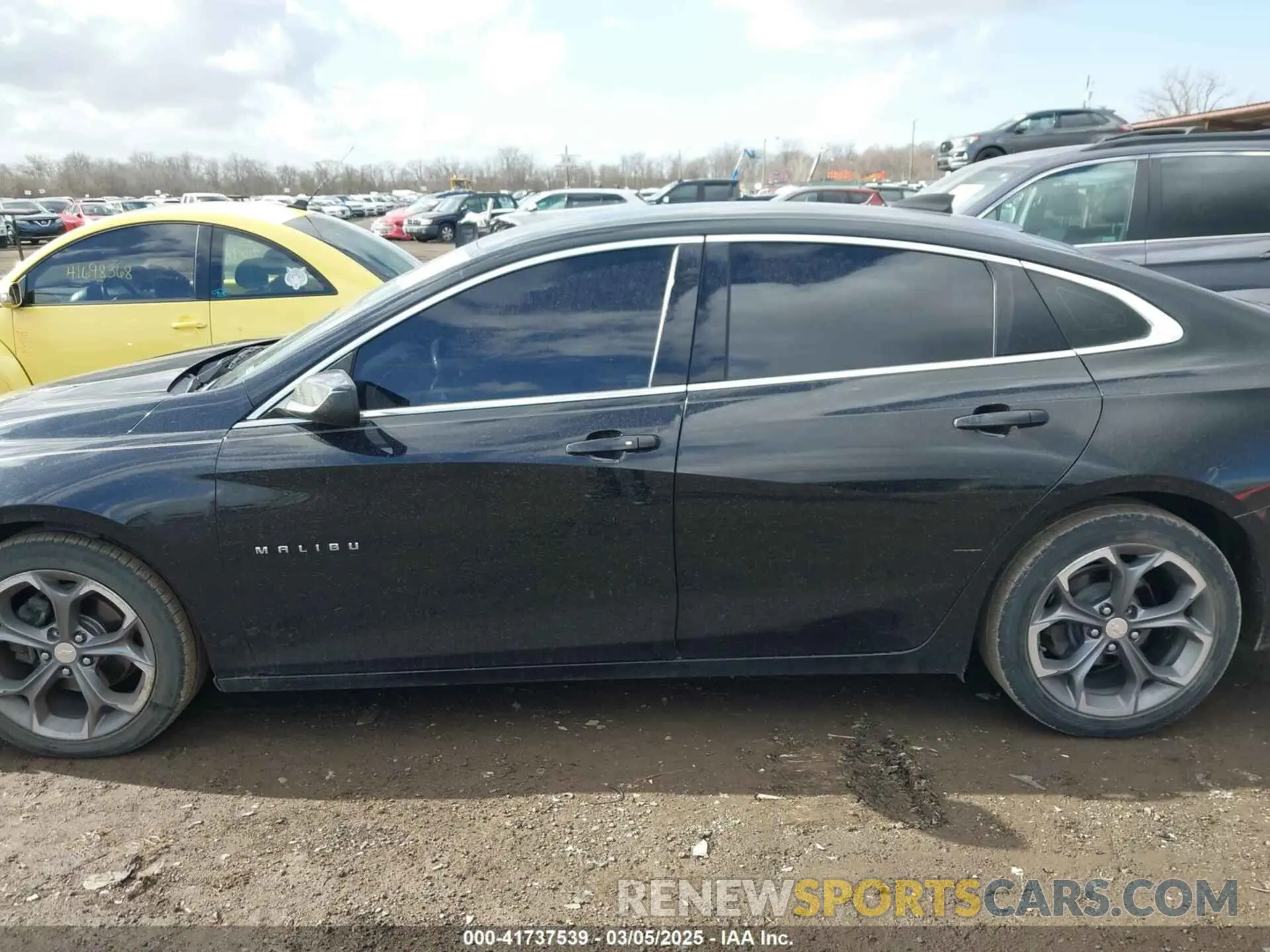 14 Photograph of a damaged car 1G1ZG5ST4KF202503 CHEVROLET MALIBU 2019