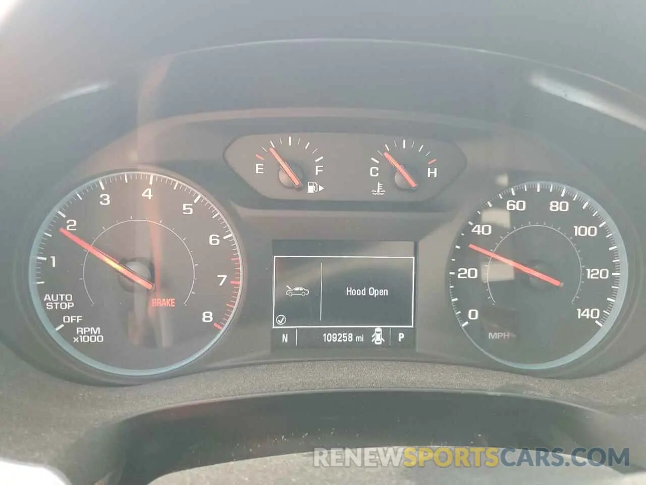 9 Photograph of a damaged car 1G1ZG5ST4KF213663 CHEVROLET MALIBU 2019