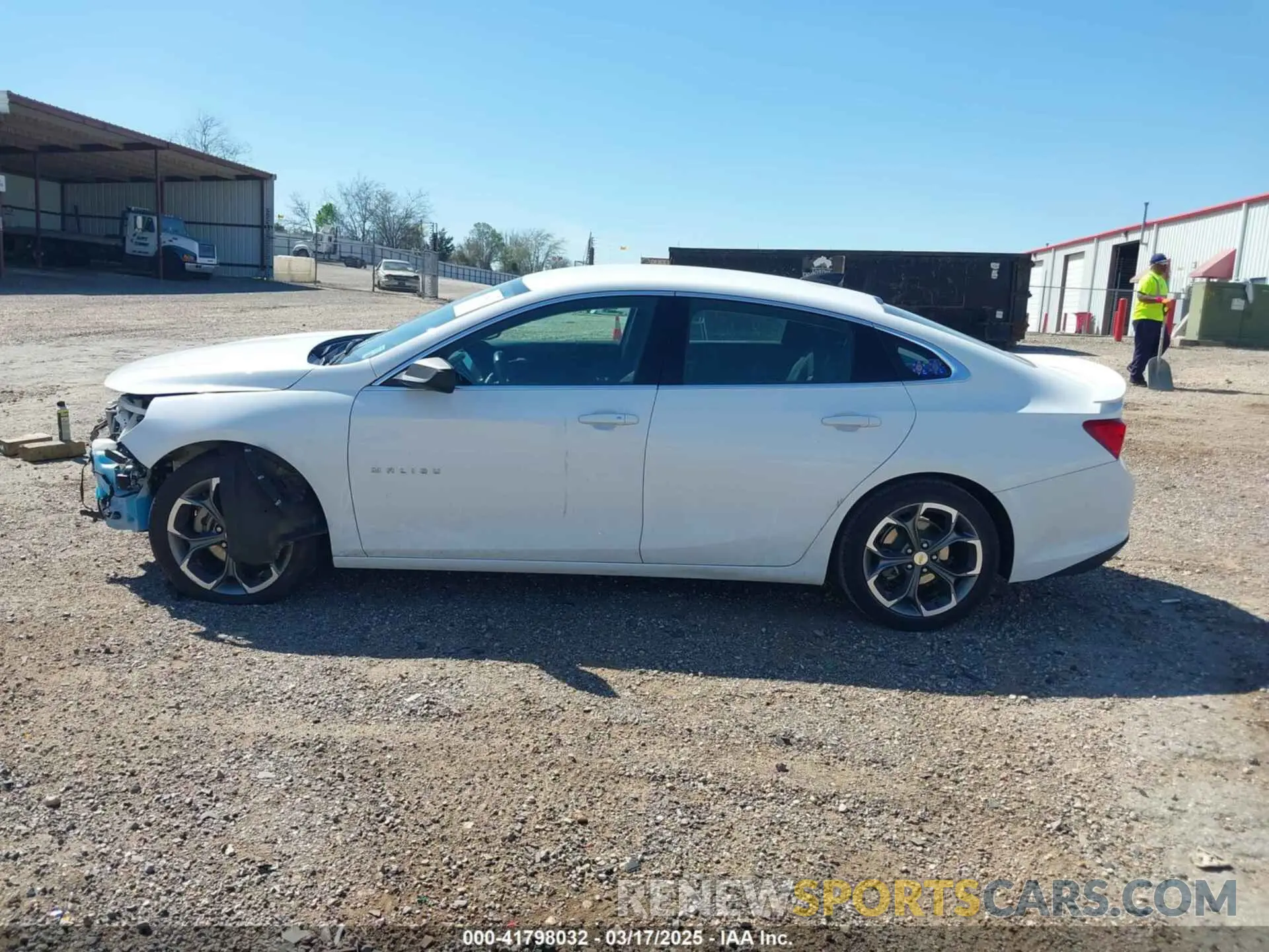 15 Photograph of a damaged car 1G1ZG5ST4KF228471 CHEVROLET MALIBU 2019
