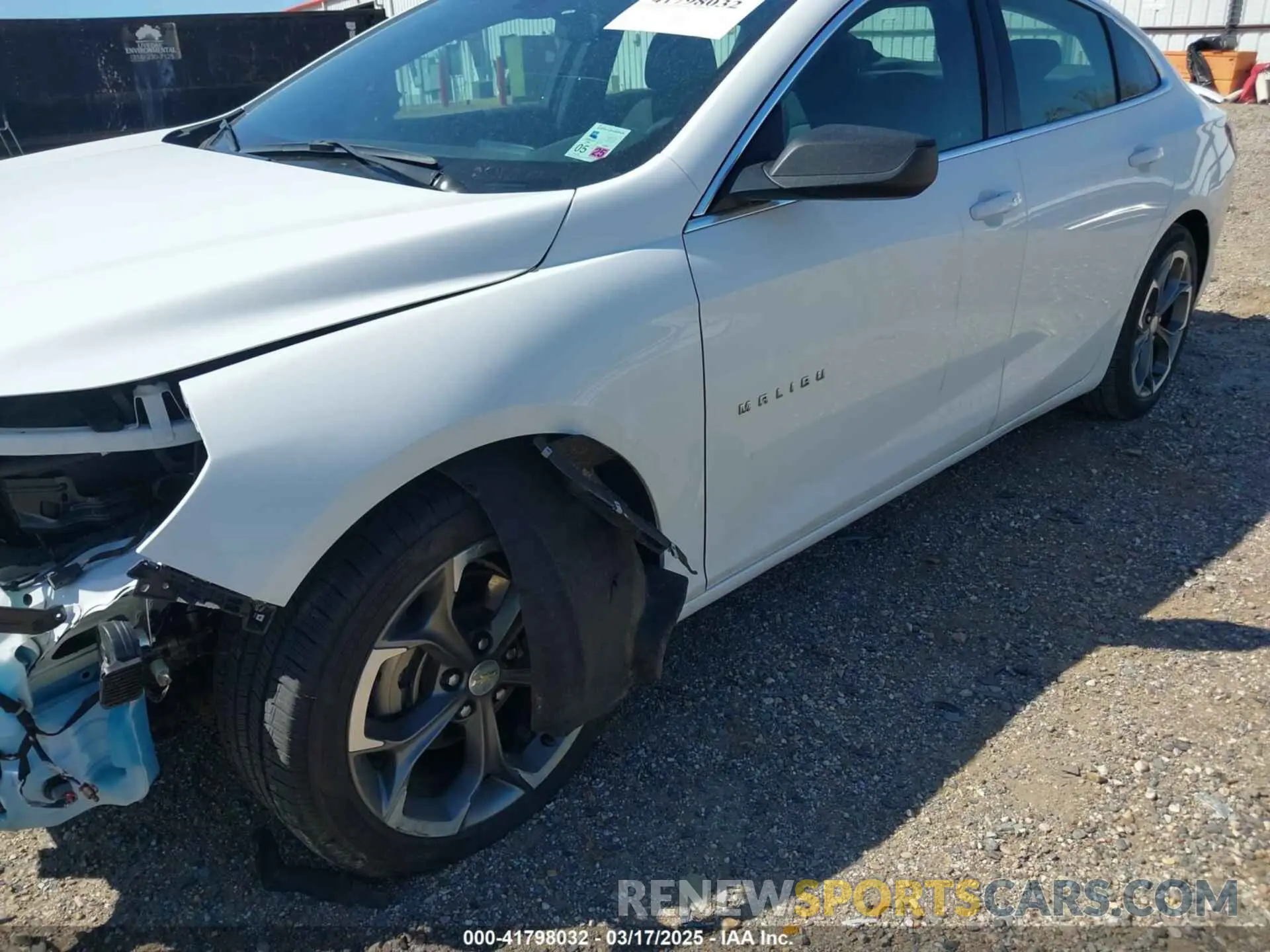 21 Photograph of a damaged car 1G1ZG5ST4KF228471 CHEVROLET MALIBU 2019