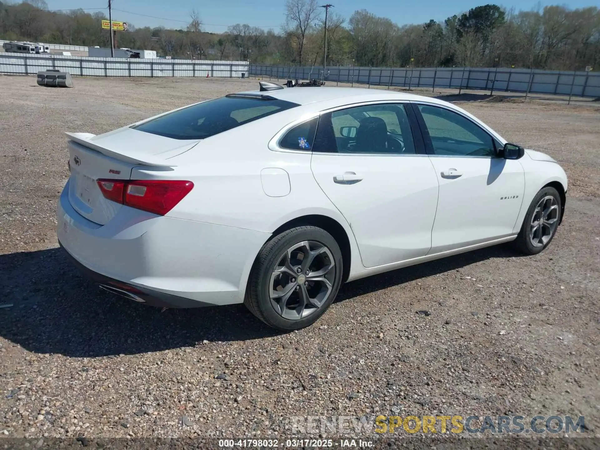 4 Photograph of a damaged car 1G1ZG5ST4KF228471 CHEVROLET MALIBU 2019