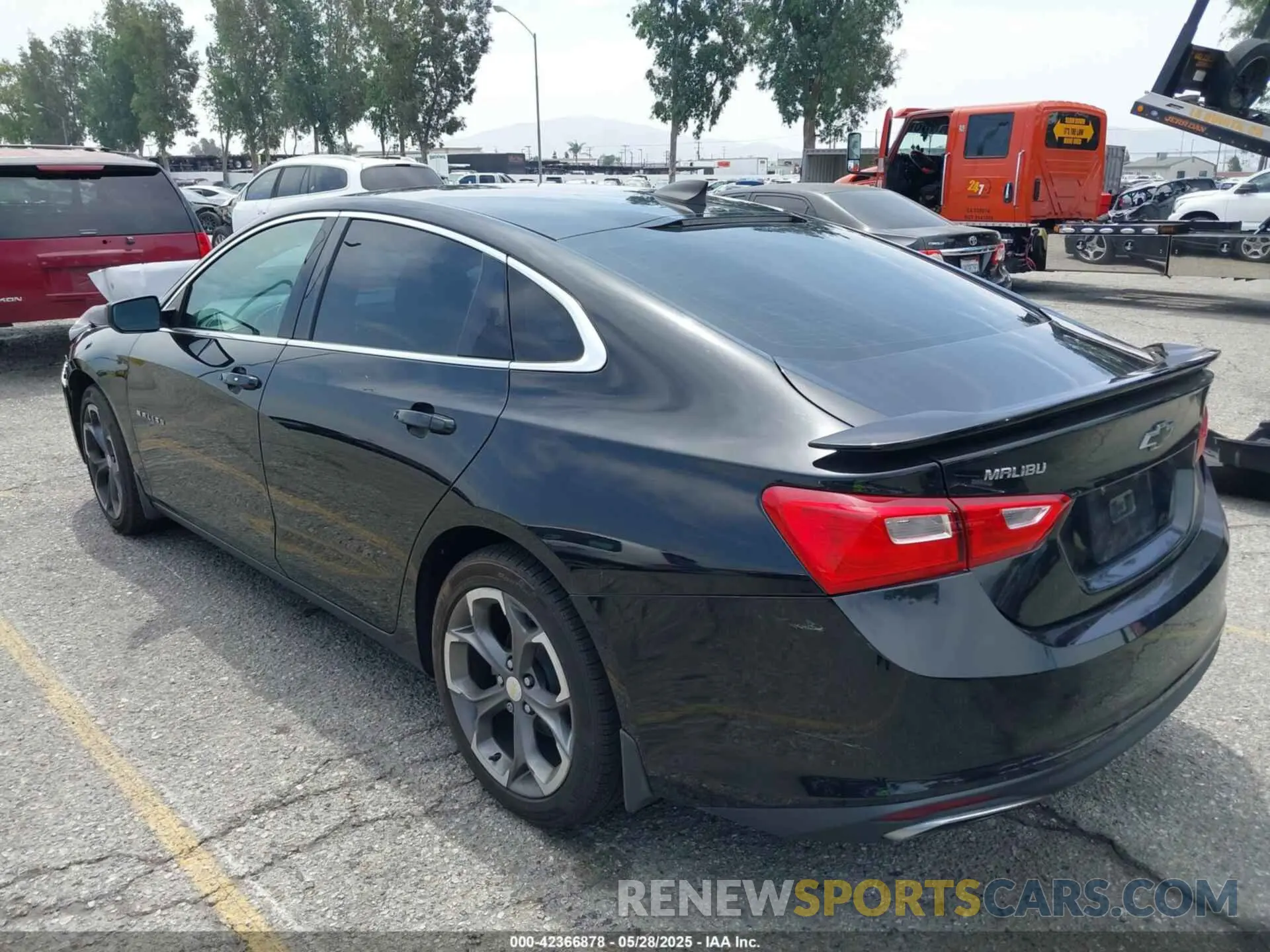 3 Photograph of a damaged car 1G1ZG5ST5KF198431 CHEVROLET MALIBU 2019