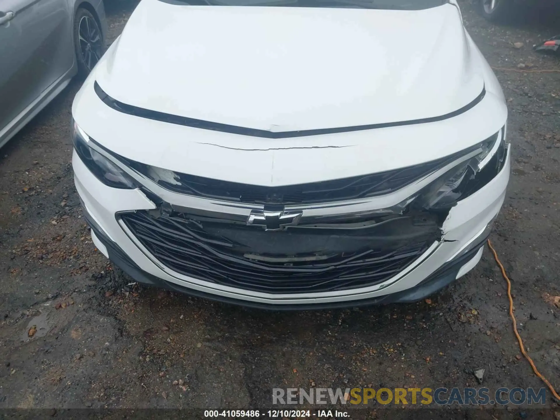 6 Photograph of a damaged car 1G1ZG5ST5KF203613 CHEVROLET MALIBU 2019