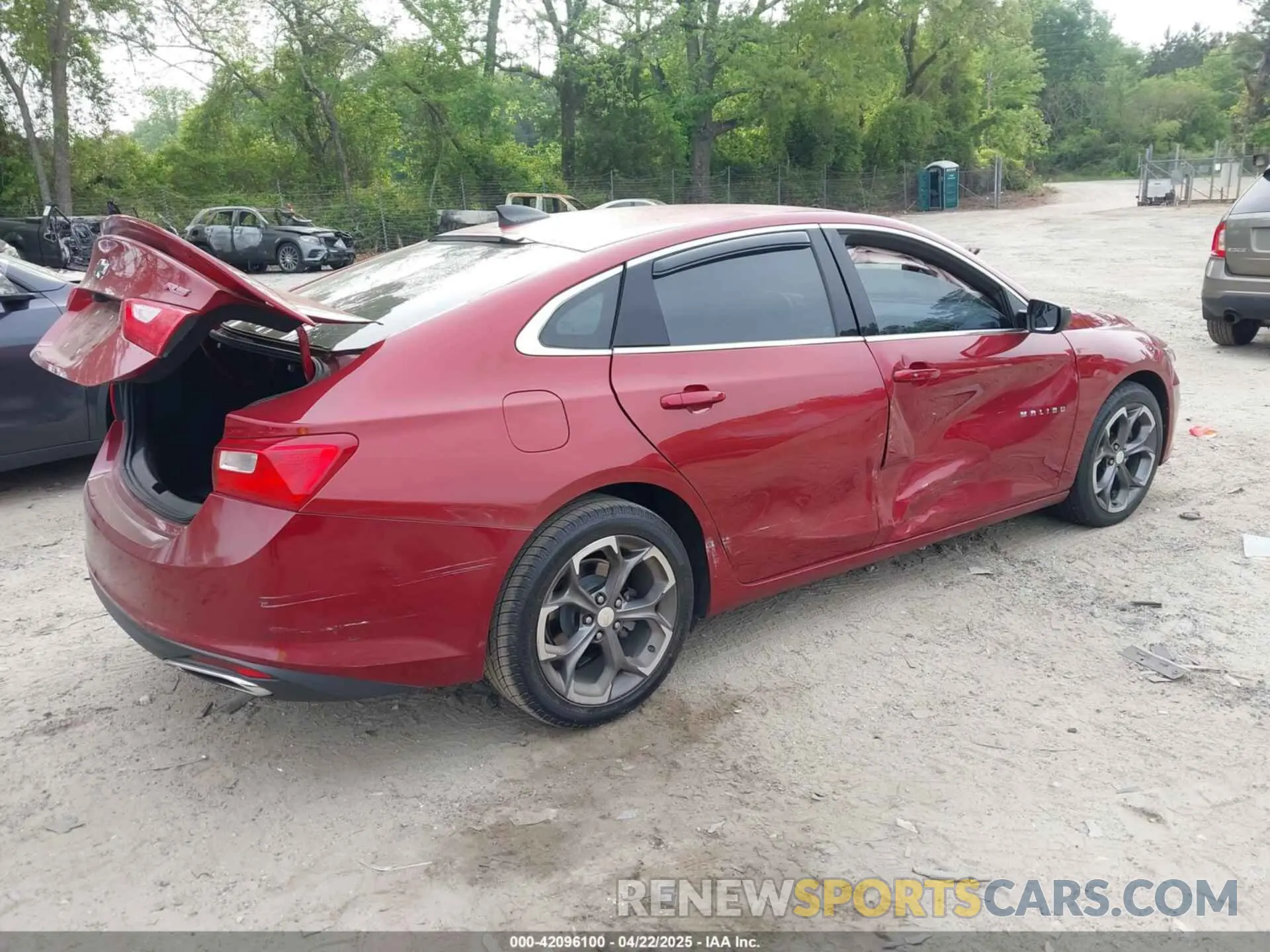 4 Photograph of a damaged car 1G1ZG5ST5KF214210 CHEVROLET MALIBU 2019
