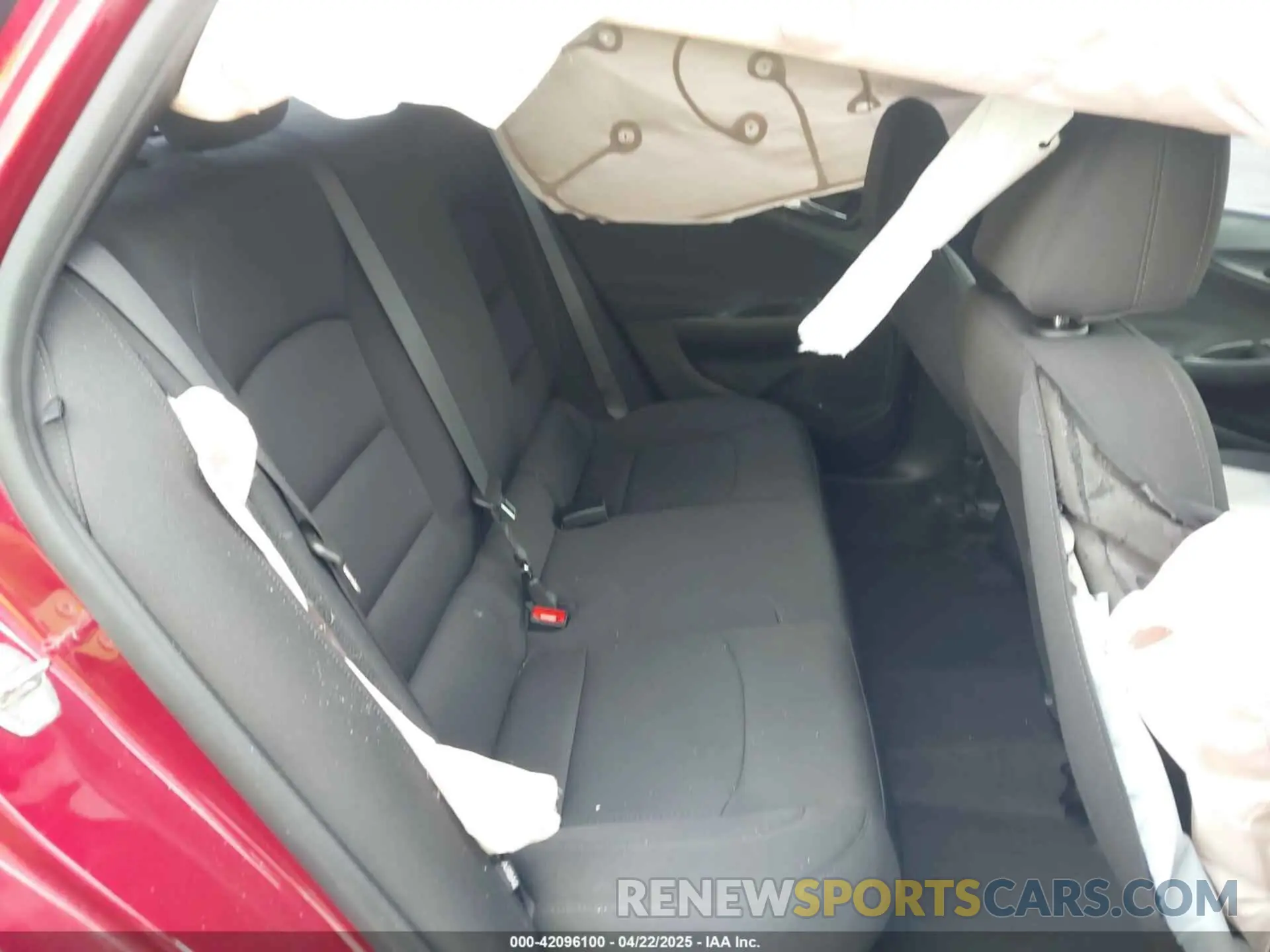 8 Photograph of a damaged car 1G1ZG5ST5KF214210 CHEVROLET MALIBU 2019