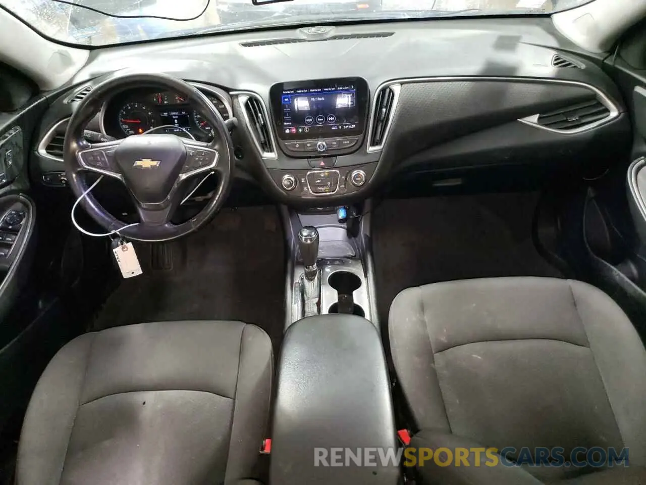 8 Photograph of a damaged car 1G1ZG5ST6KF162926 CHEVROLET MALIBU 2019