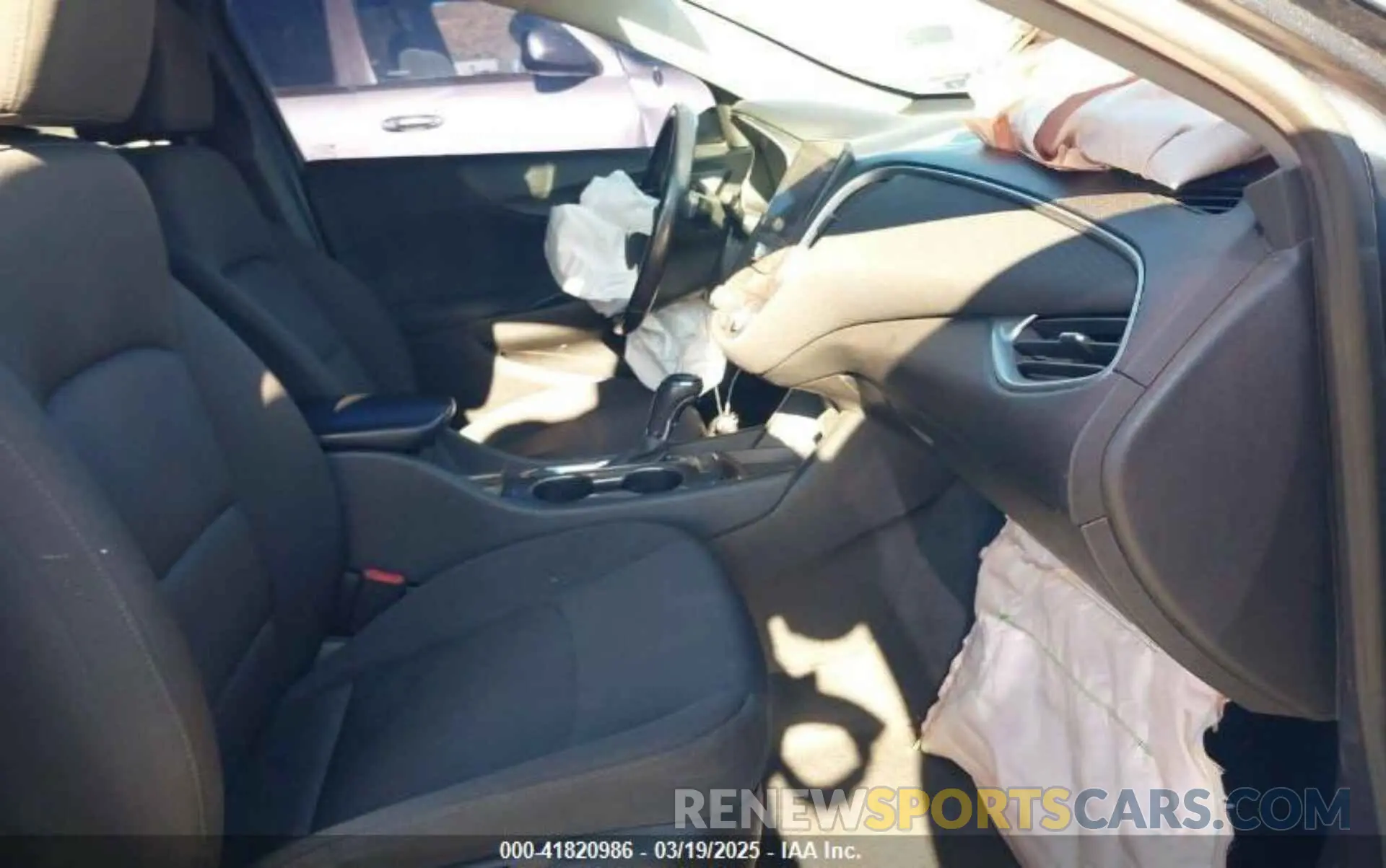 5 Photograph of a damaged car 1G1ZG5ST7KF212278 CHEVROLET MALIBU 2019
