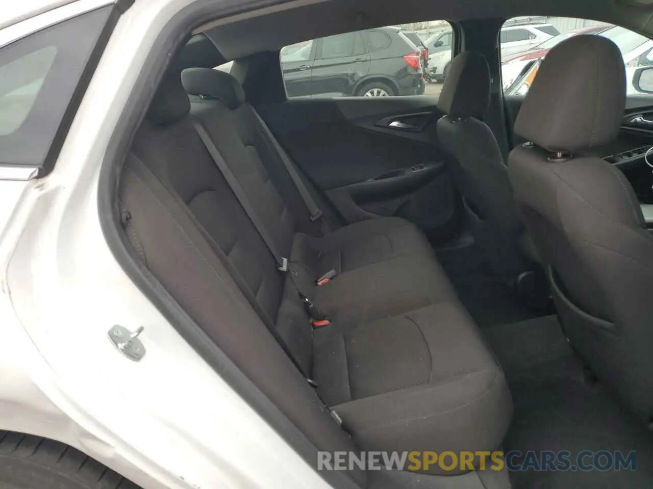 10 Photograph of a damaged car 1G1ZG5ST8KF188685 CHEVROLET MALIBU 2019