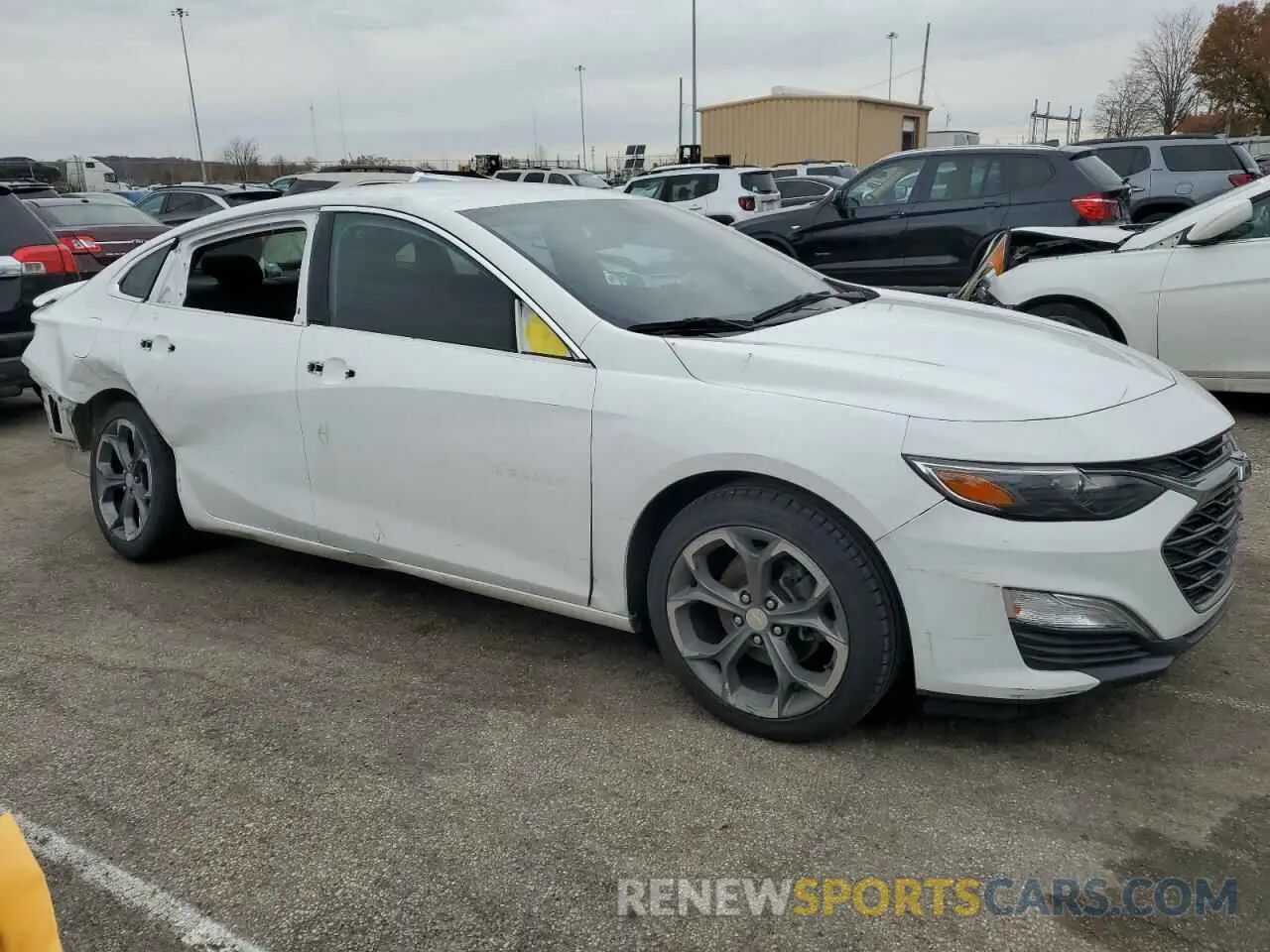 4 Photograph of a damaged car 1G1ZG5ST8KF188685 CHEVROLET MALIBU 2019