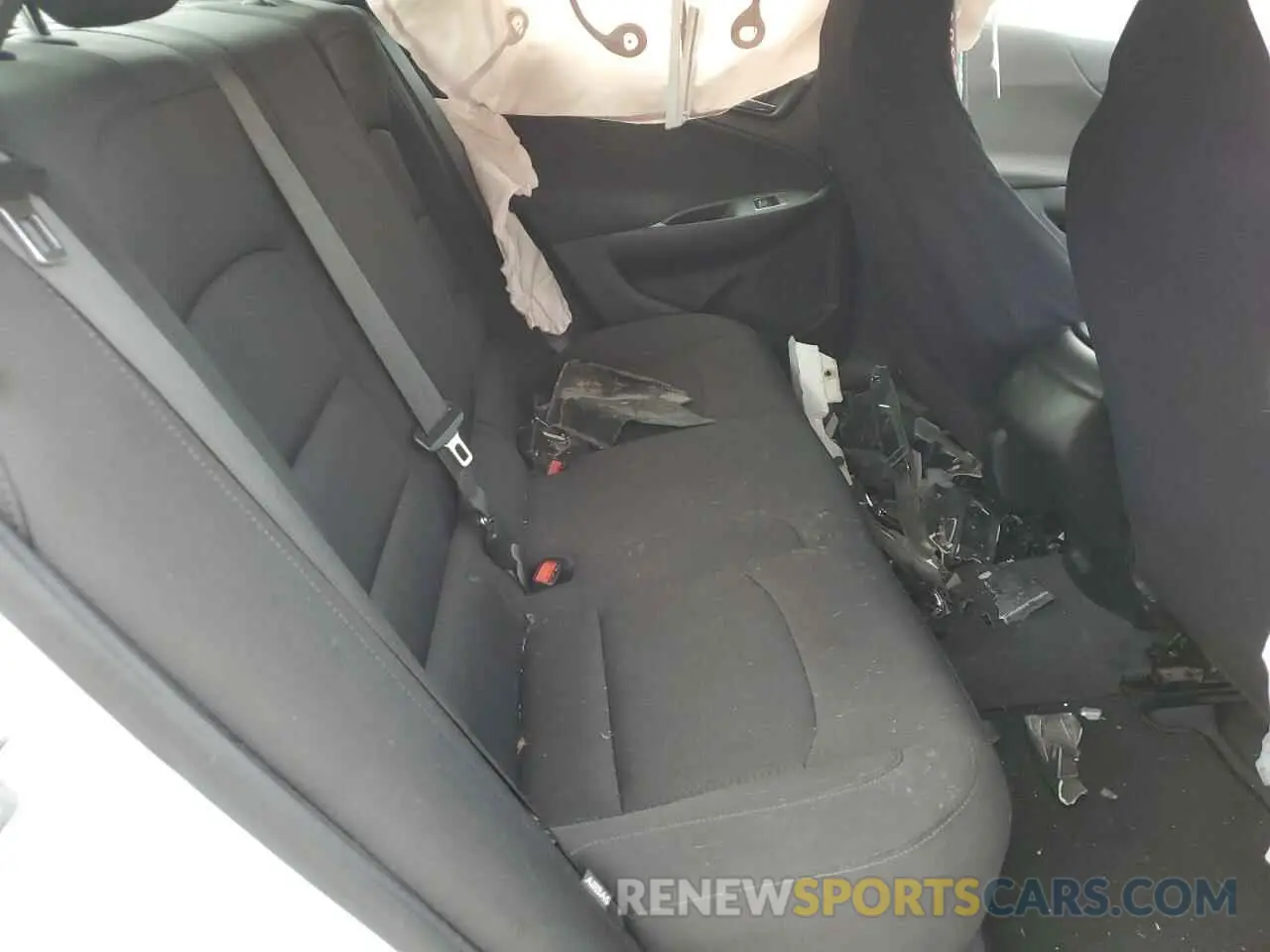 10 Photograph of a damaged car 1G1ZG5ST8KF193319 CHEVROLET MALIBU 2019