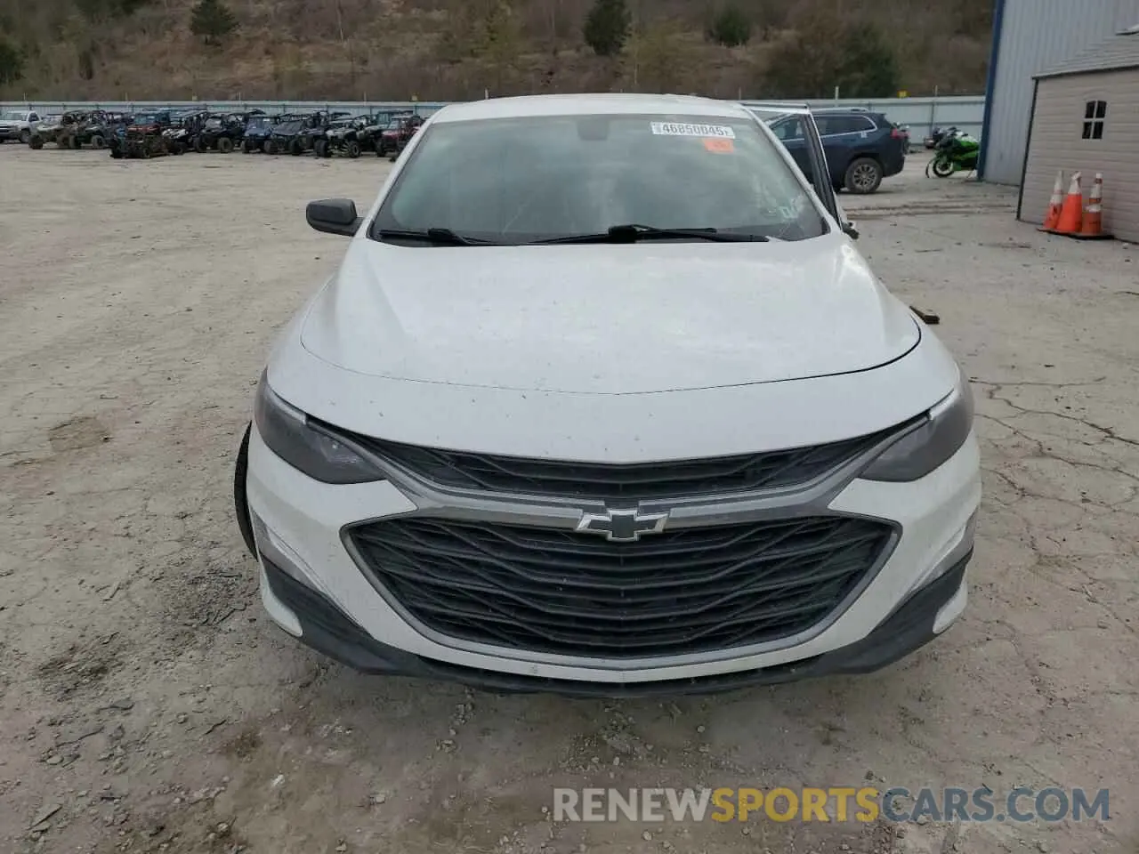 5 Photograph of a damaged car 1G1ZG5ST8KF193319 CHEVROLET MALIBU 2019