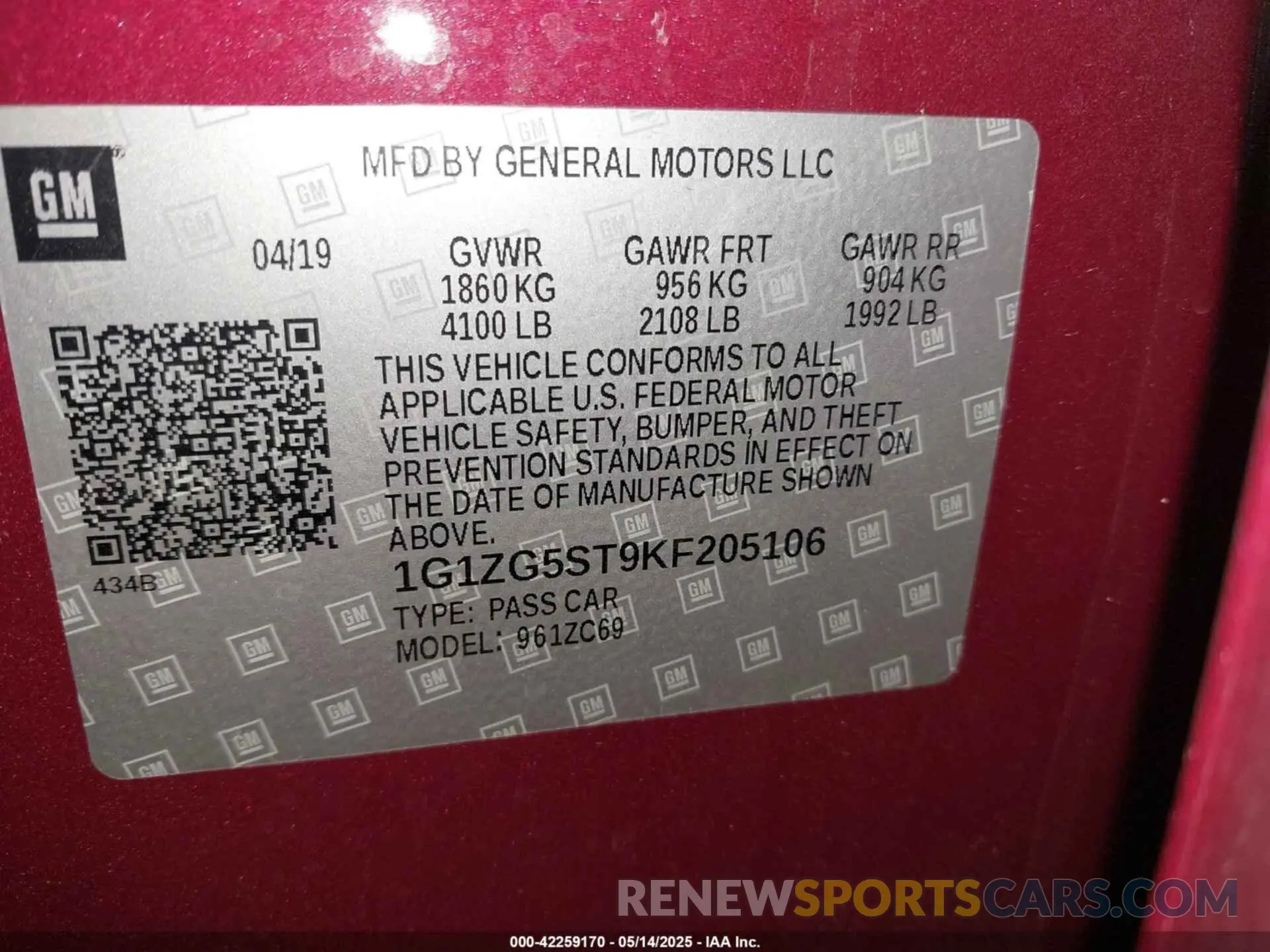 9 Photograph of a damaged car 1G1ZG5ST9KF205106 CHEVROLET MALIBU 2019