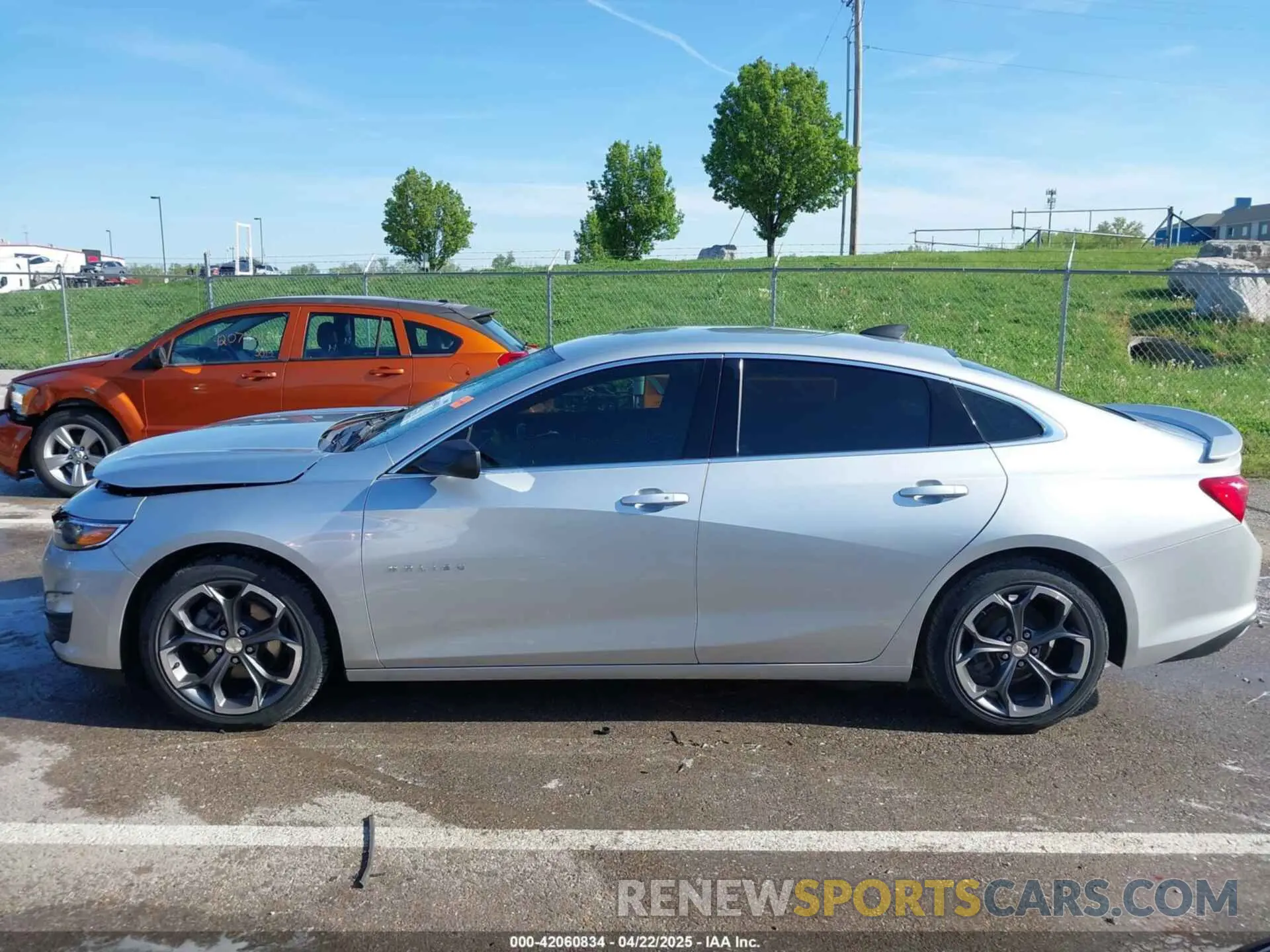 14 Photograph of a damaged car 1G1ZG5ST9KF225968 CHEVROLET MALIBU 2019