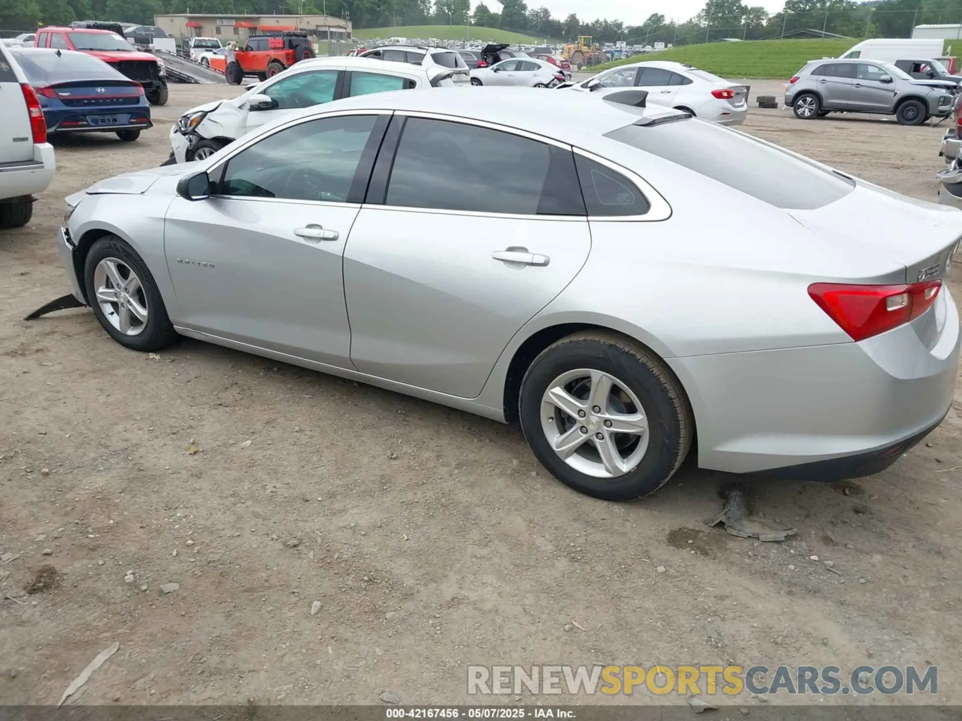 3 Photograph of a damaged car 1G1ZB5ST0LF135348 CHEVROLET MALIBU 2020