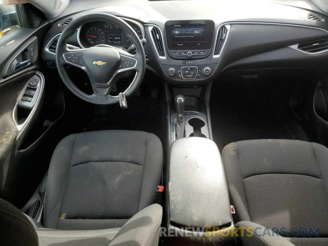8 Photograph of a damaged car 1G1ZB5ST0LF139108 CHEVROLET MALIBU 2020