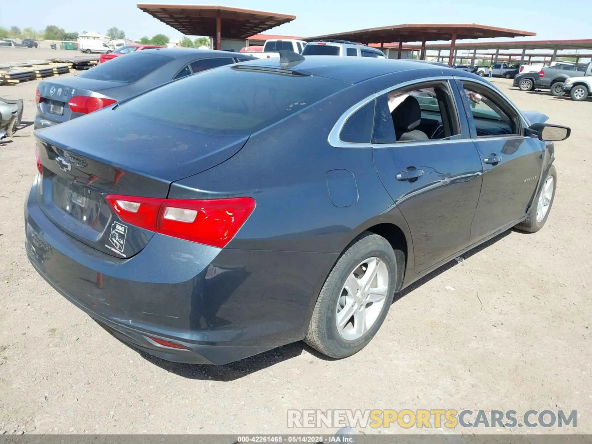 4 Photograph of a damaged car 1G1ZB5ST1LF035923 CHEVROLET MALIBU 2020