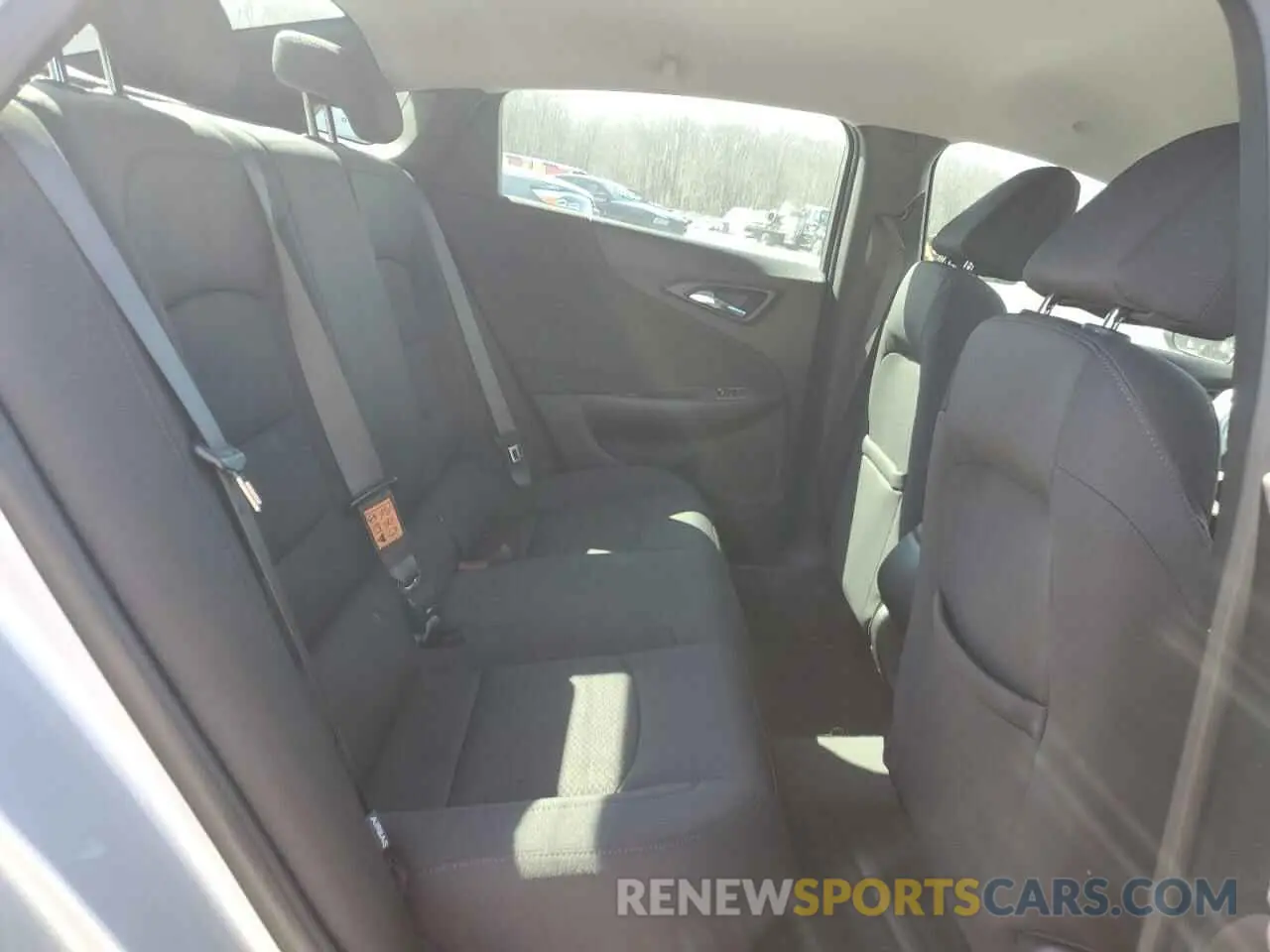 10 Photograph of a damaged car 1G1ZB5ST1LF086449 CHEVROLET MALIBU 2020