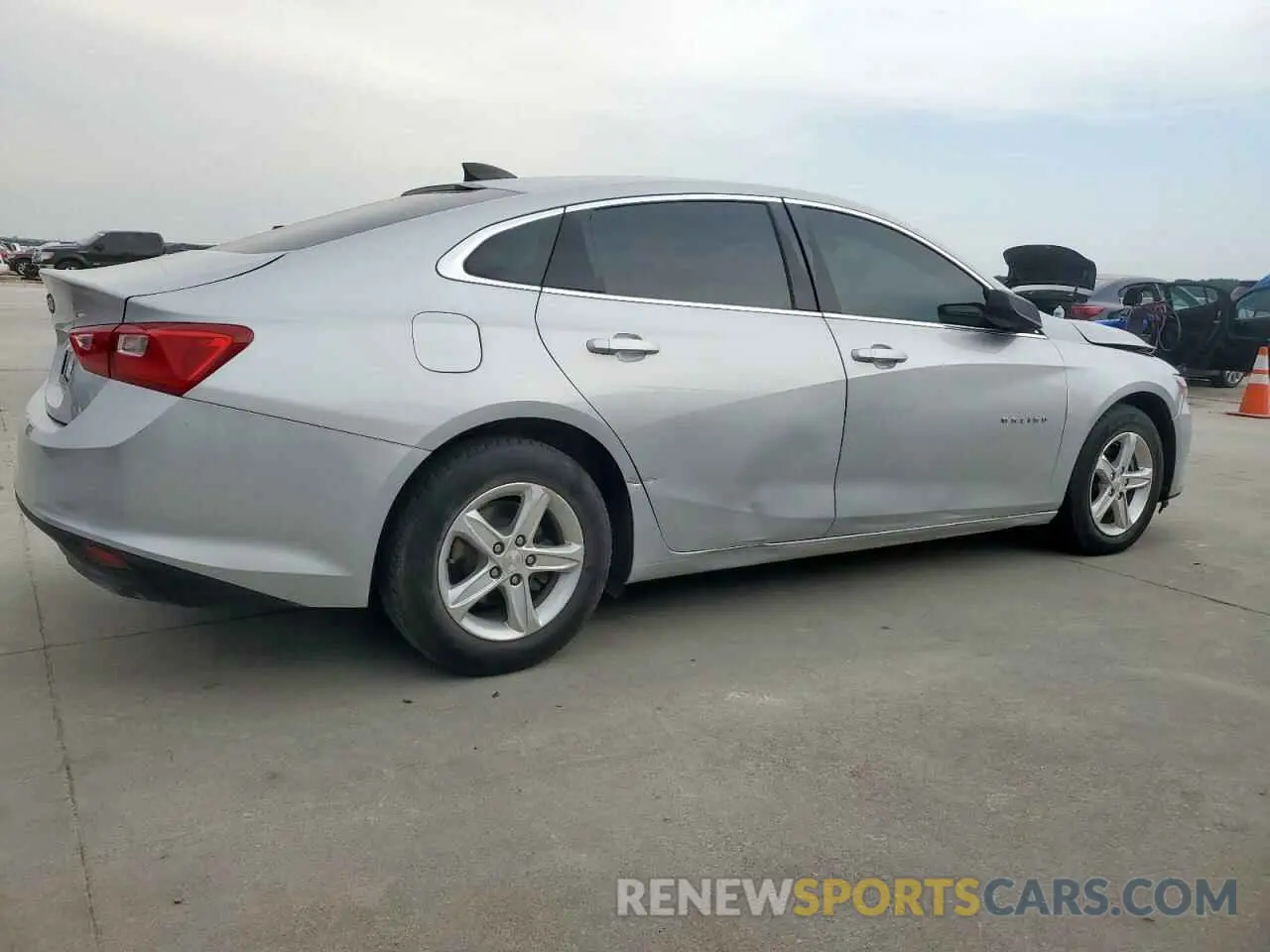 3 Photograph of a damaged car 1G1ZB5ST1LF150795 CHEVROLET MALIBU 2020