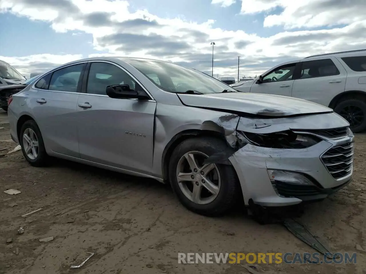 4 Photograph of a damaged car 1G1ZB5ST2LF013123 CHEVROLET MALIBU 2020