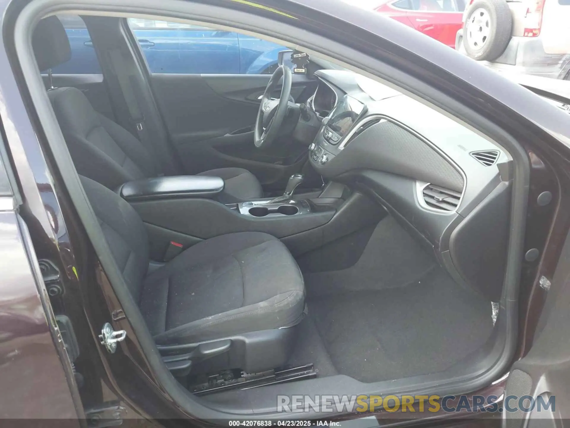 5 Photograph of a damaged car 1G1ZB5ST2LF026454 CHEVROLET MALIBU 2020