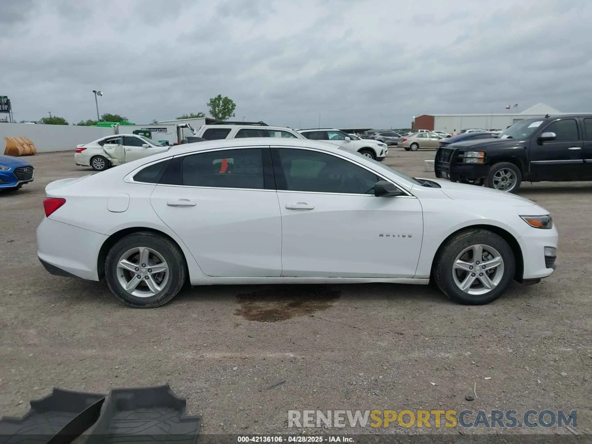 13 Photograph of a damaged car 1G1ZB5ST3LF076974 CHEVROLET MALIBU 2020