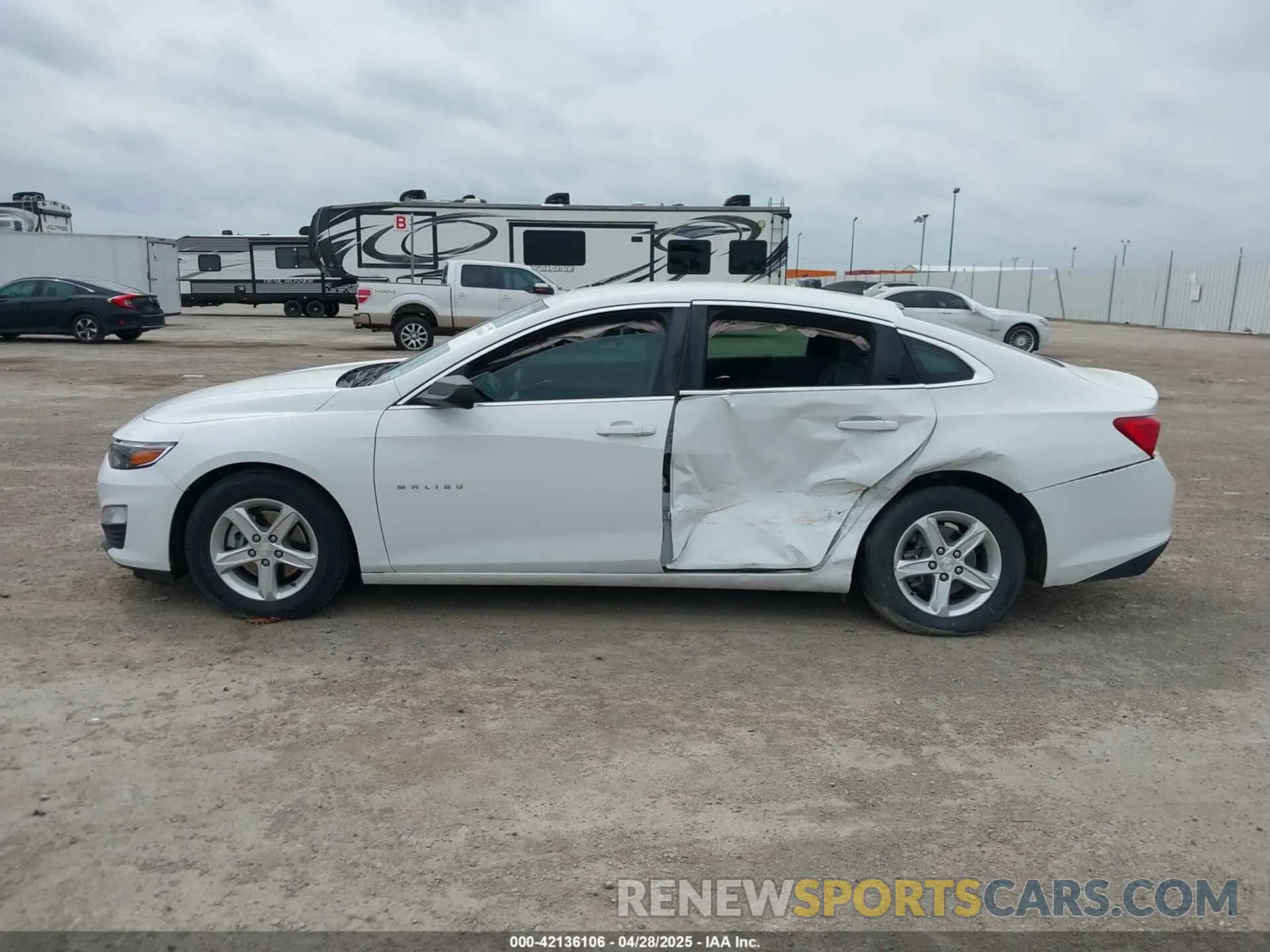 14 Photograph of a damaged car 1G1ZB5ST3LF076974 CHEVROLET MALIBU 2020