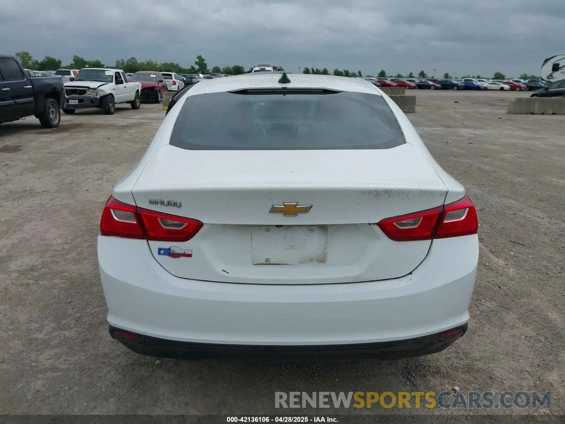 16 Photograph of a damaged car 1G1ZB5ST3LF076974 CHEVROLET MALIBU 2020