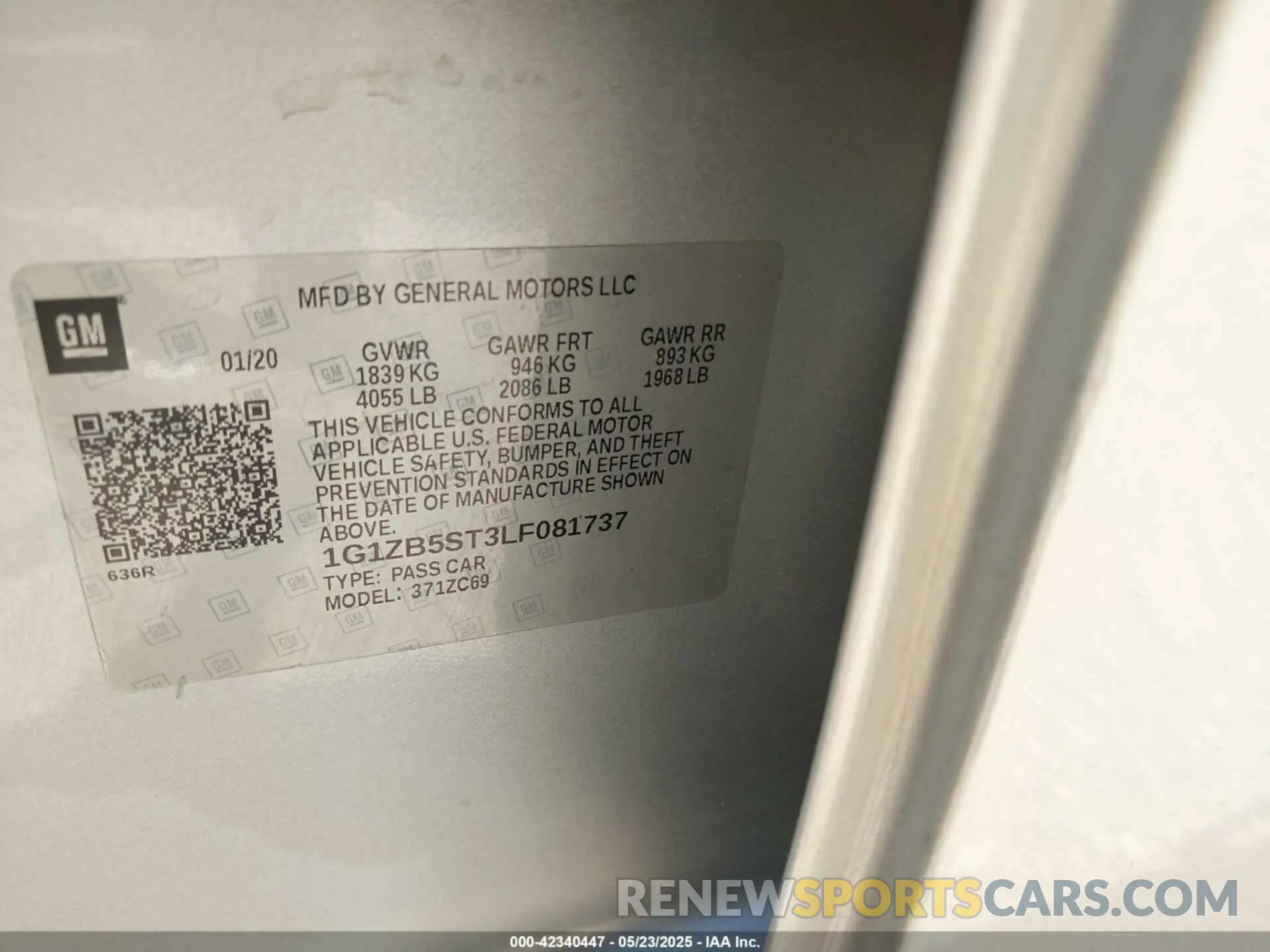 8 Photograph of a damaged car 1G1ZB5ST3LF081737 CHEVROLET MALIBU 2020