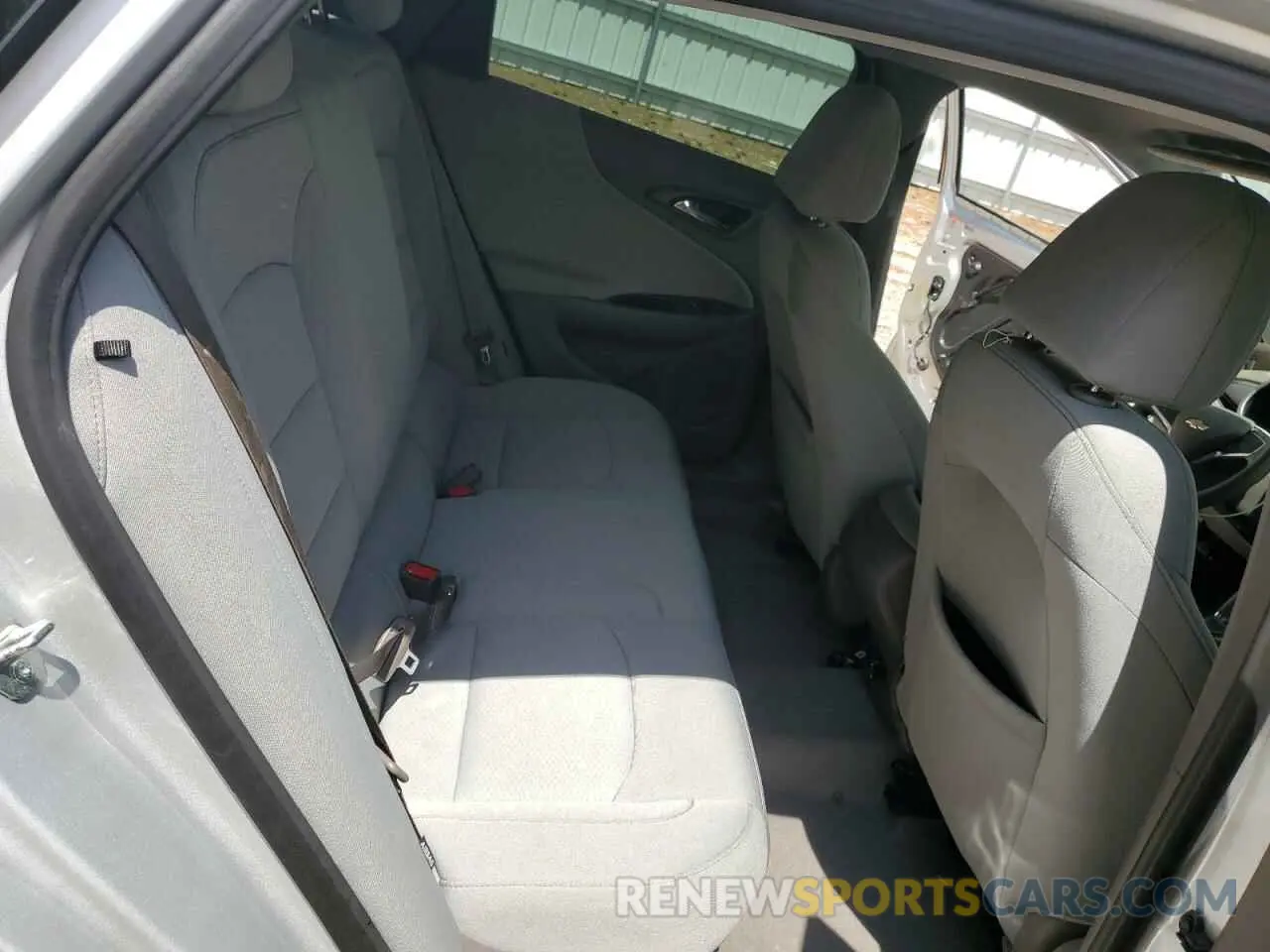 10 Photograph of a damaged car 1G1ZB5ST3LF084038 CHEVROLET MALIBU 2020